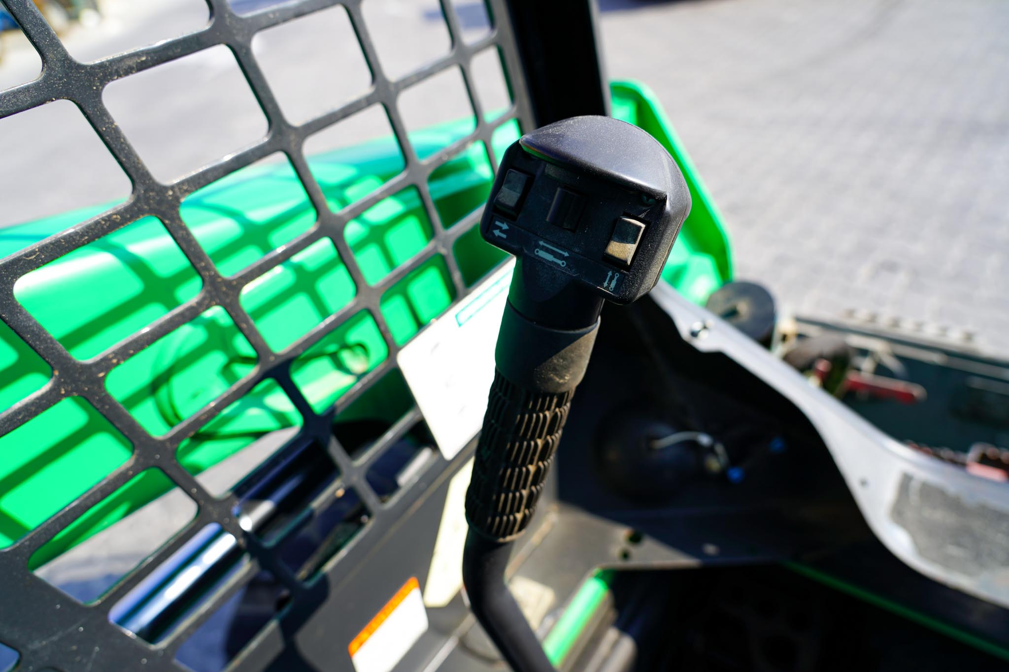 2017 BOBCAT S550 Skid Steer Loader - Image 19