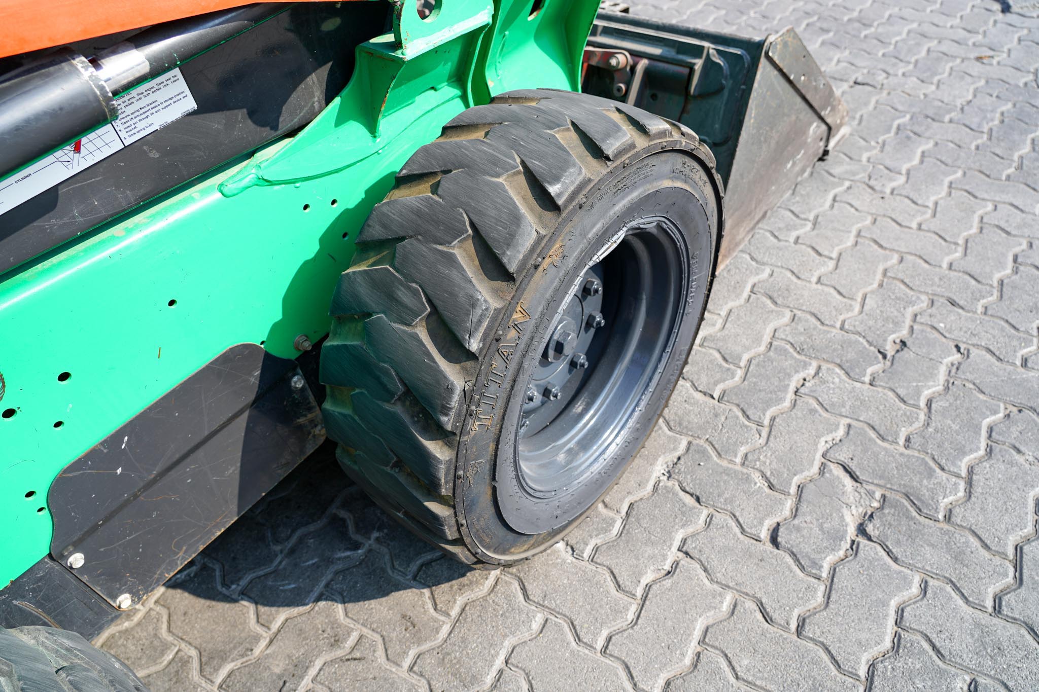 2017 BOBCAT S550 Skid Steer Loader - Image 10