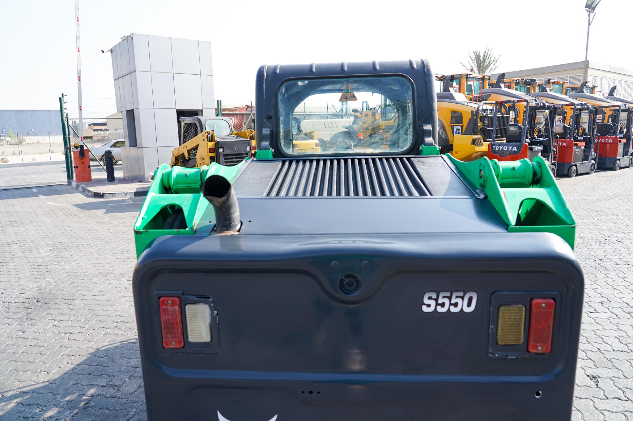 2017 BOBCAT S550 Skid Steer Loader - Image 14