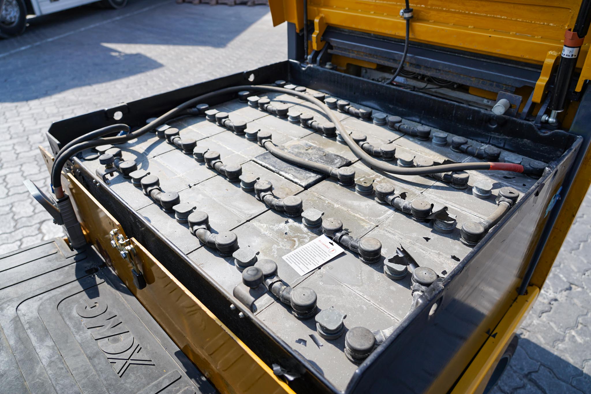 2023 XCMG BP600 3.5 Ton Electric Forklift - Image 27