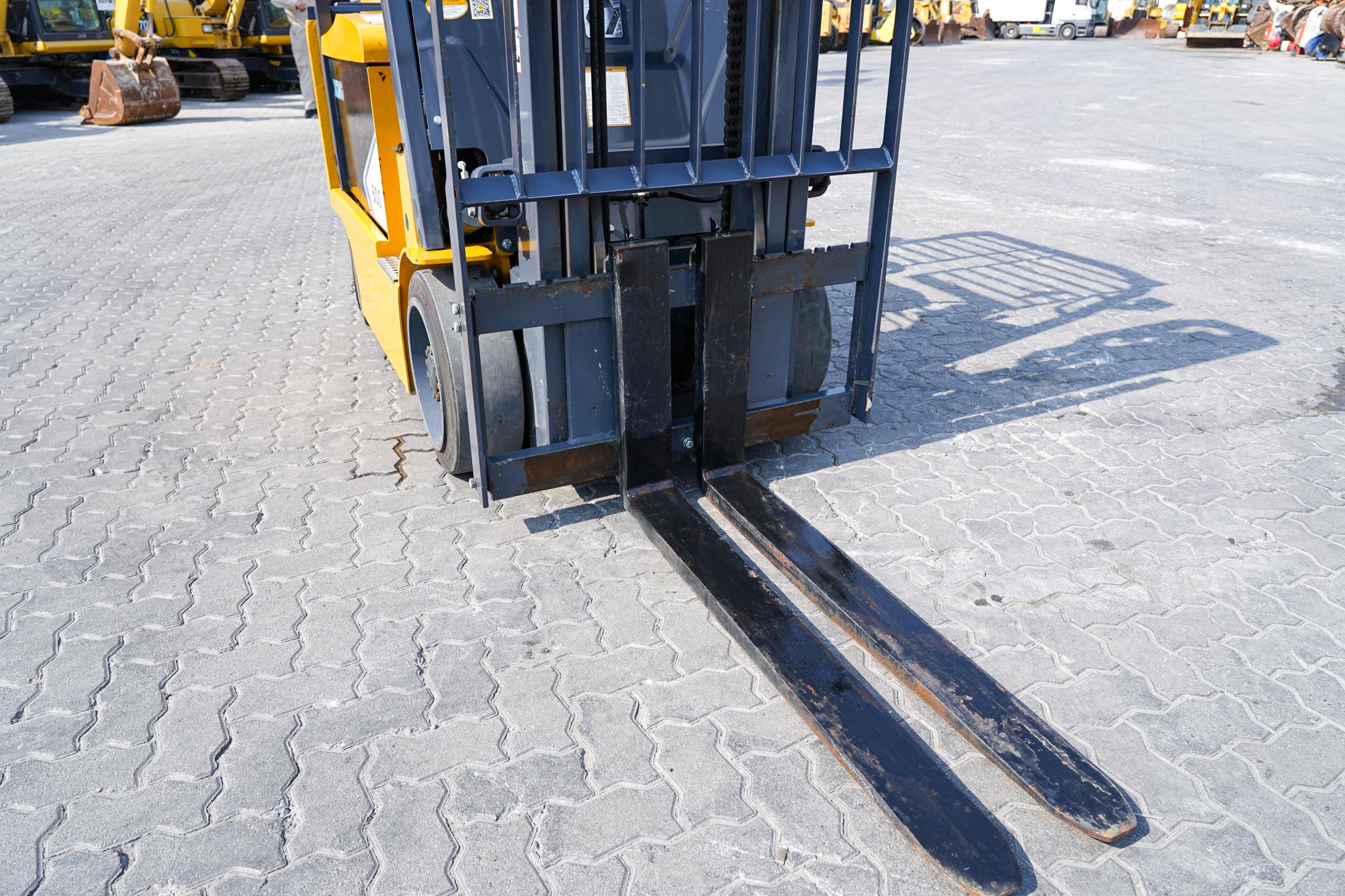 2023 XCMG BP600 3.5 Ton Electric Forklift - Image 9