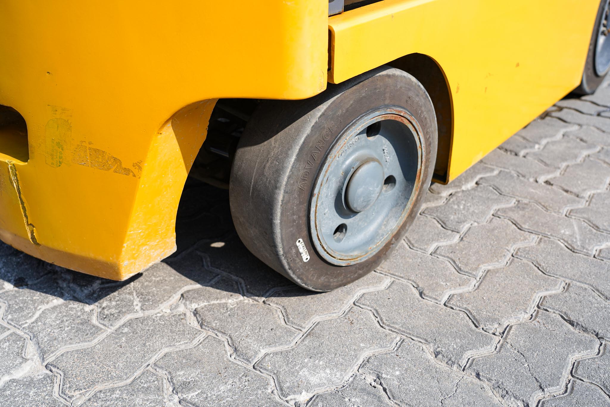 2023 XCMG BP600 3.5 Ton Electric Forklift - Image 13