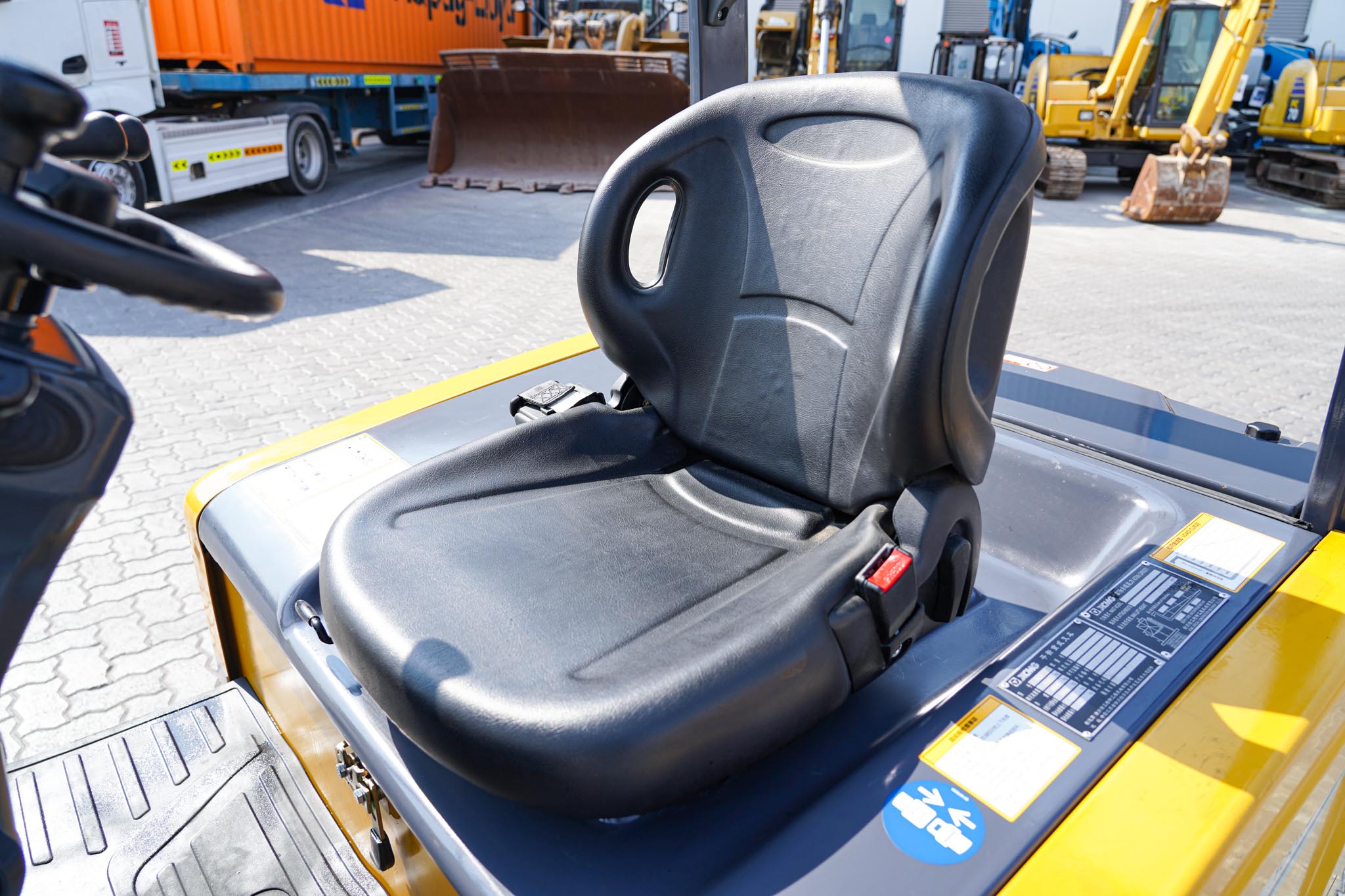 2024 XCMG XCB25-PW6G 2.5 Ton Electric Forklift - Image 20