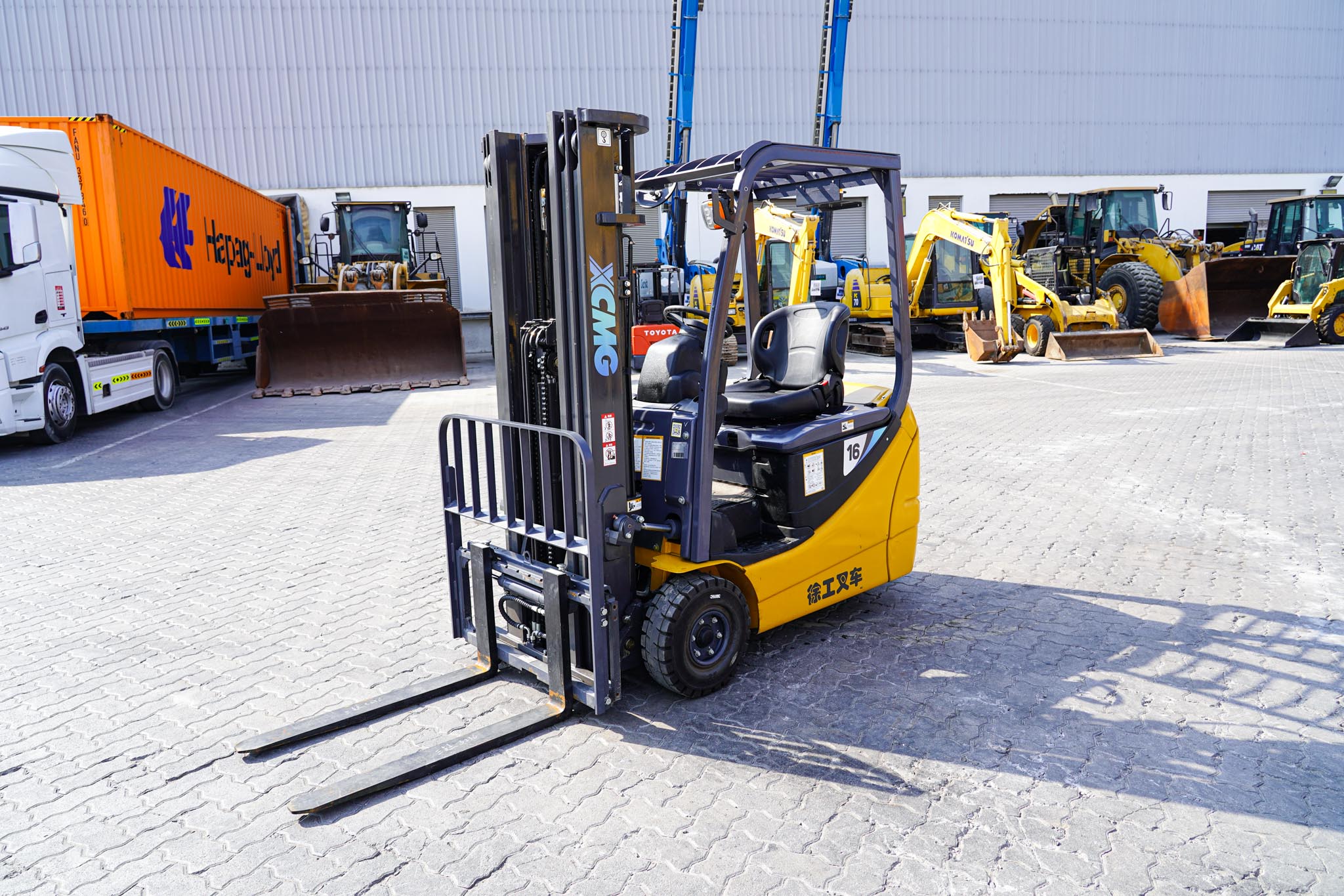2023 XCMG XVB15-PTW2 1.5 Ton Electric Forklift - Image 2