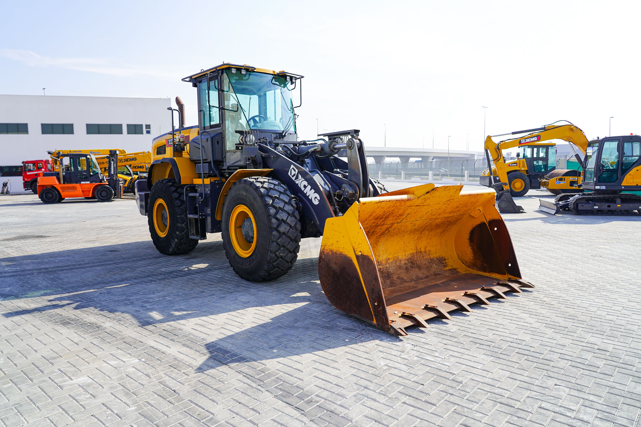 2022 XCMG XC940 Wheel Loader - Image 3
