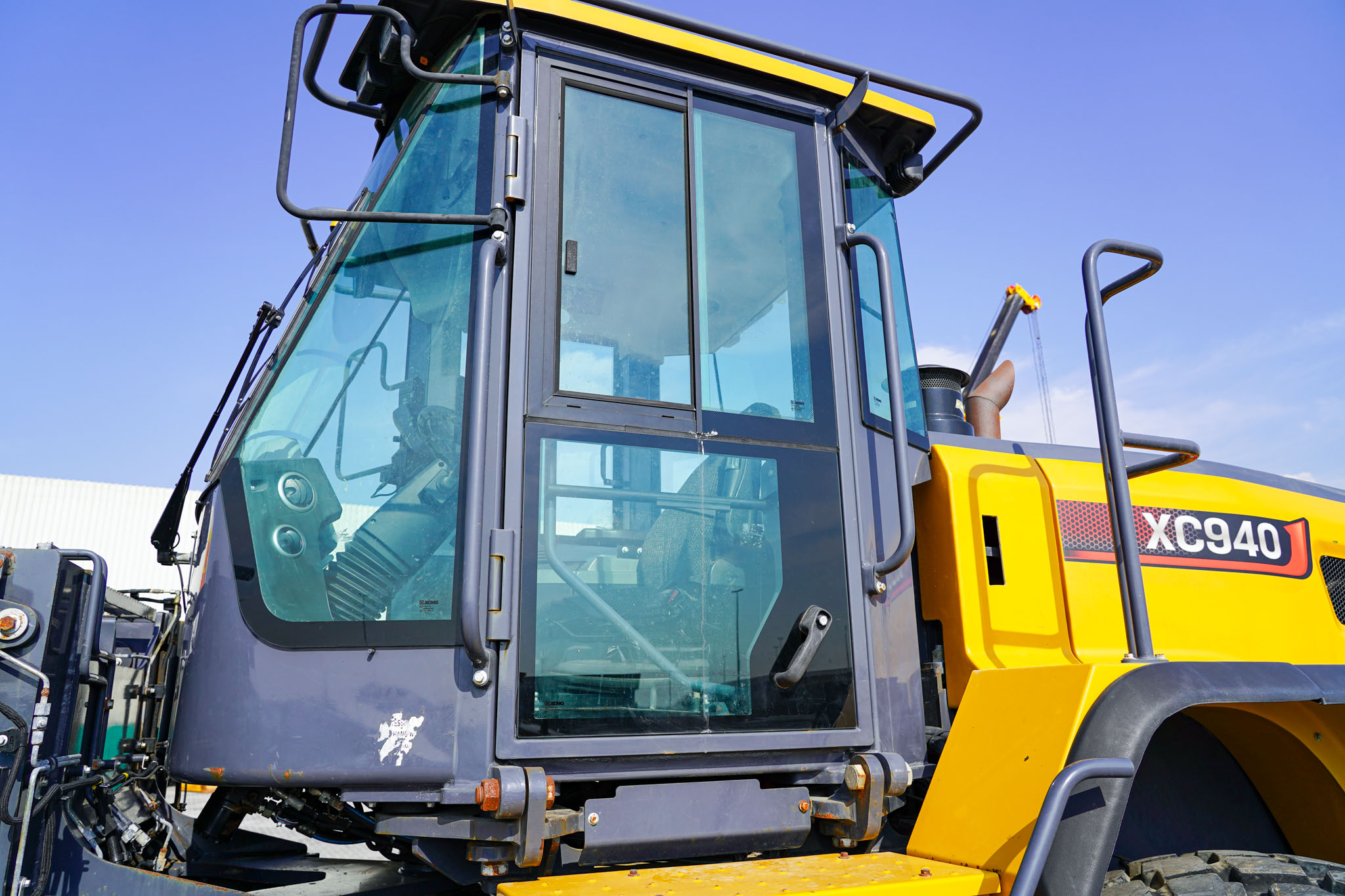 2022 XCMG XC940 Wheel Loader - Image 25