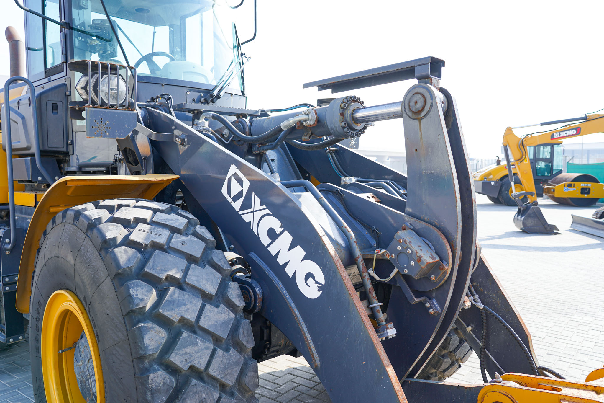 2022 XCMG XC940 Wheel Loader - Image 11