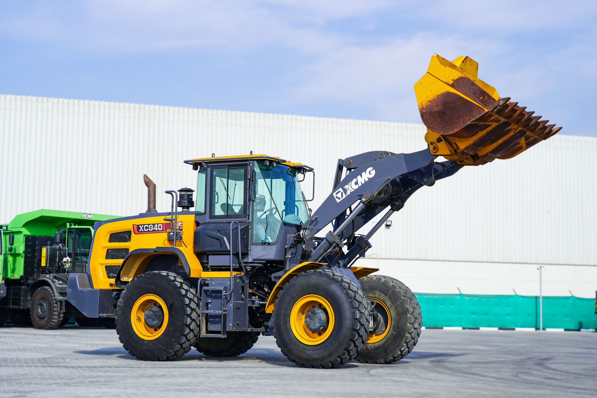 2022 XCMG XC940 Wheel Loader
