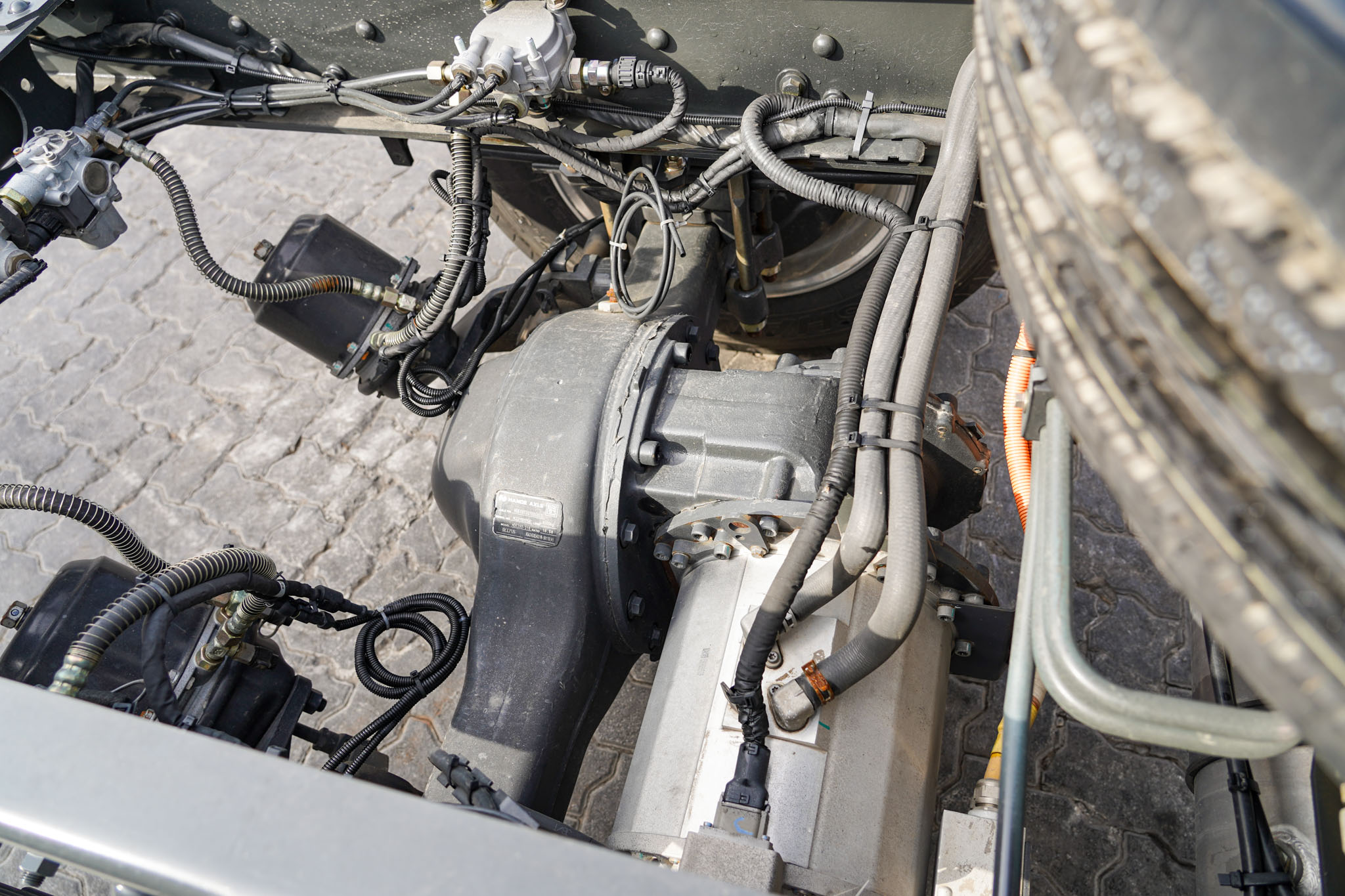 2023 XCMG Truck Head XGA1101BEVXAX 4x2 Electric Cab & Chassis (Unused) - Image 13