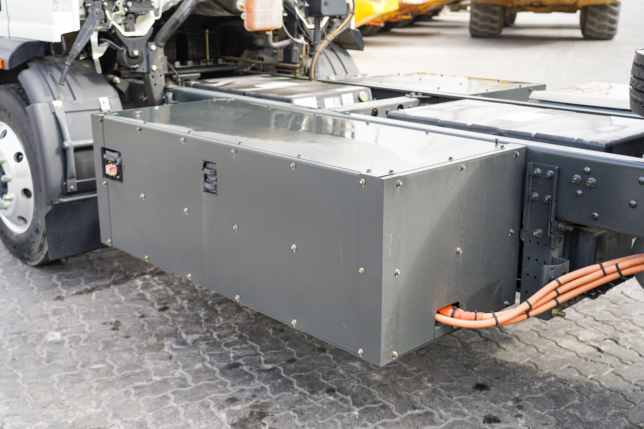 2023 XCMG Truck Head XGA1101BEVXAX 4x2 Electric Cab & Chassis (Unused) - Image 9