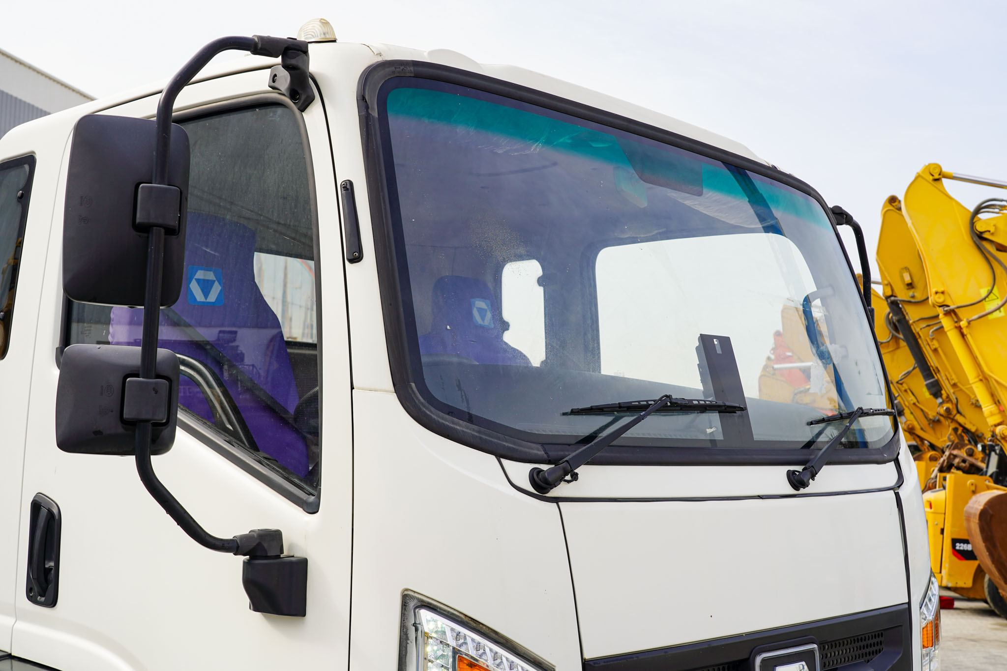 2023 XCMG Truck Head XGA1101BEVXAX 4x2 Electric Cab & Chassis (Unused) - Image 6