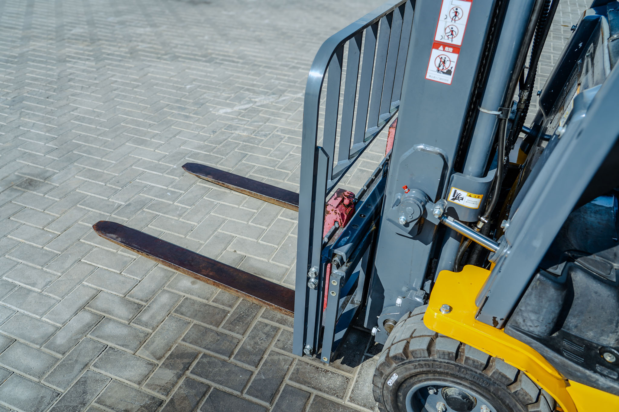 2023 XCMG XCB-TW 1800 kg Electric Forklift (Unused) - Image 12