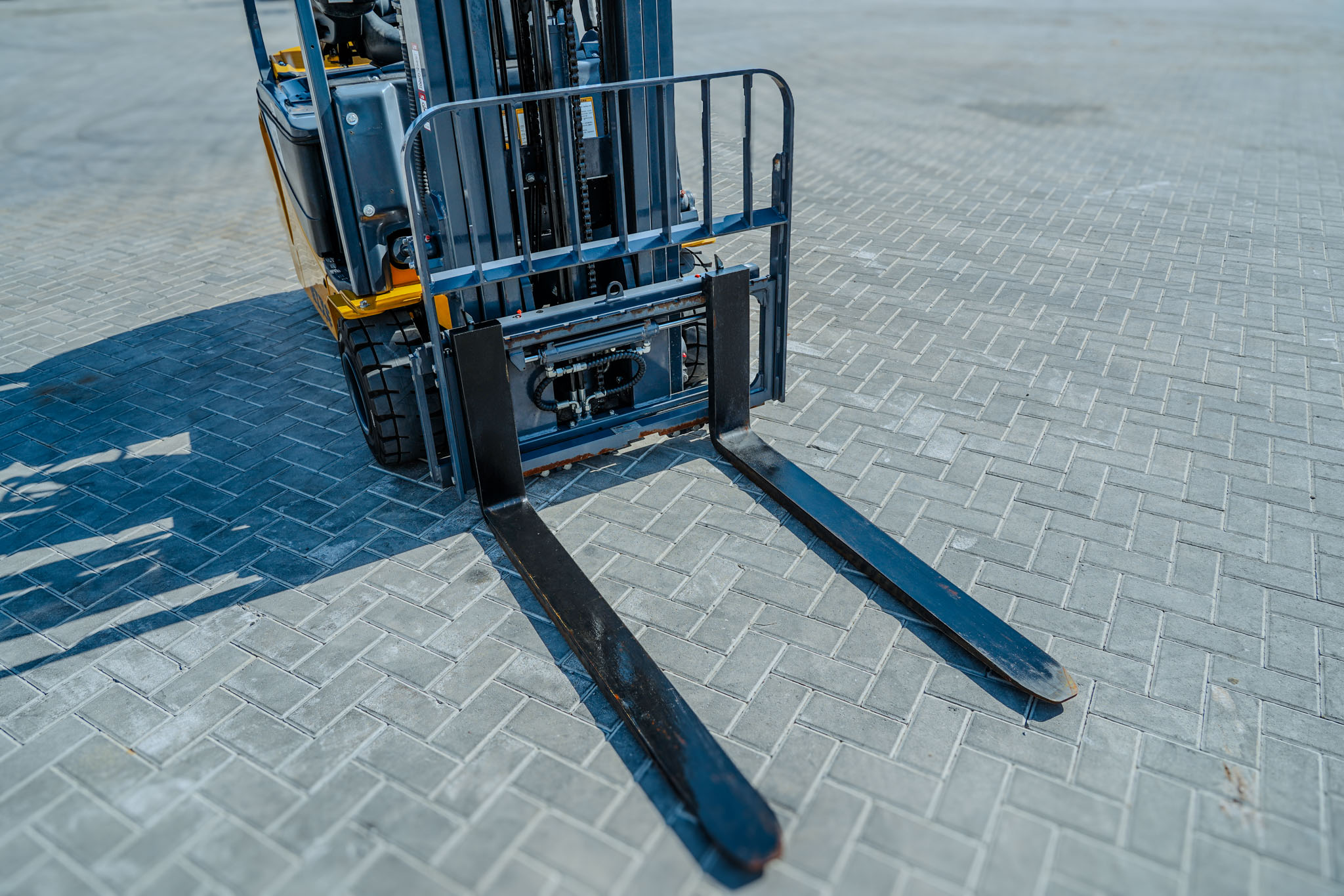 2023 XCMG XCB-TW 1800 kg Electric Forklift (Unused) - Image 3