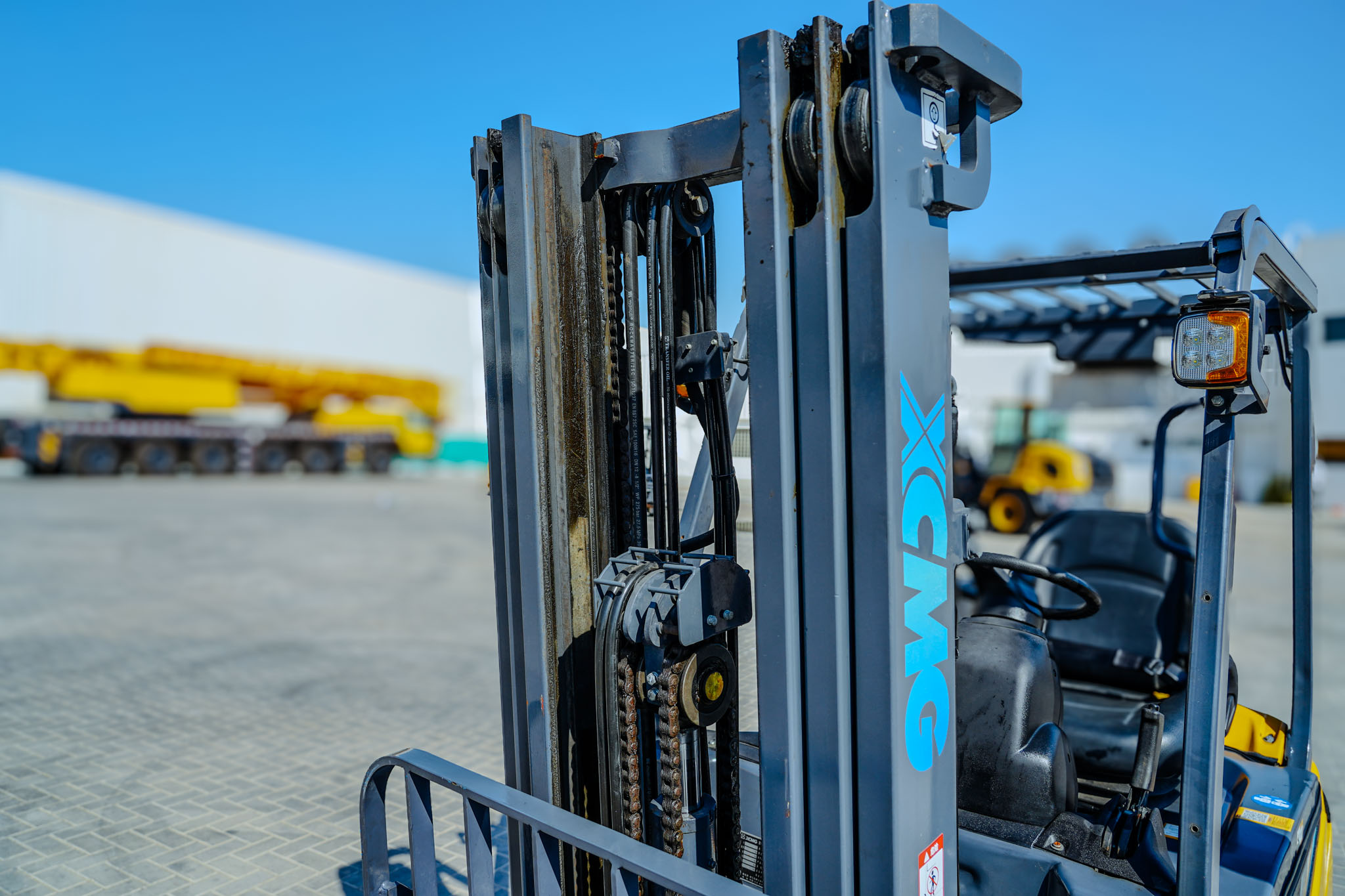 2023 XCMG XCB-TW 1800 kg Electric Forklift - Image 5