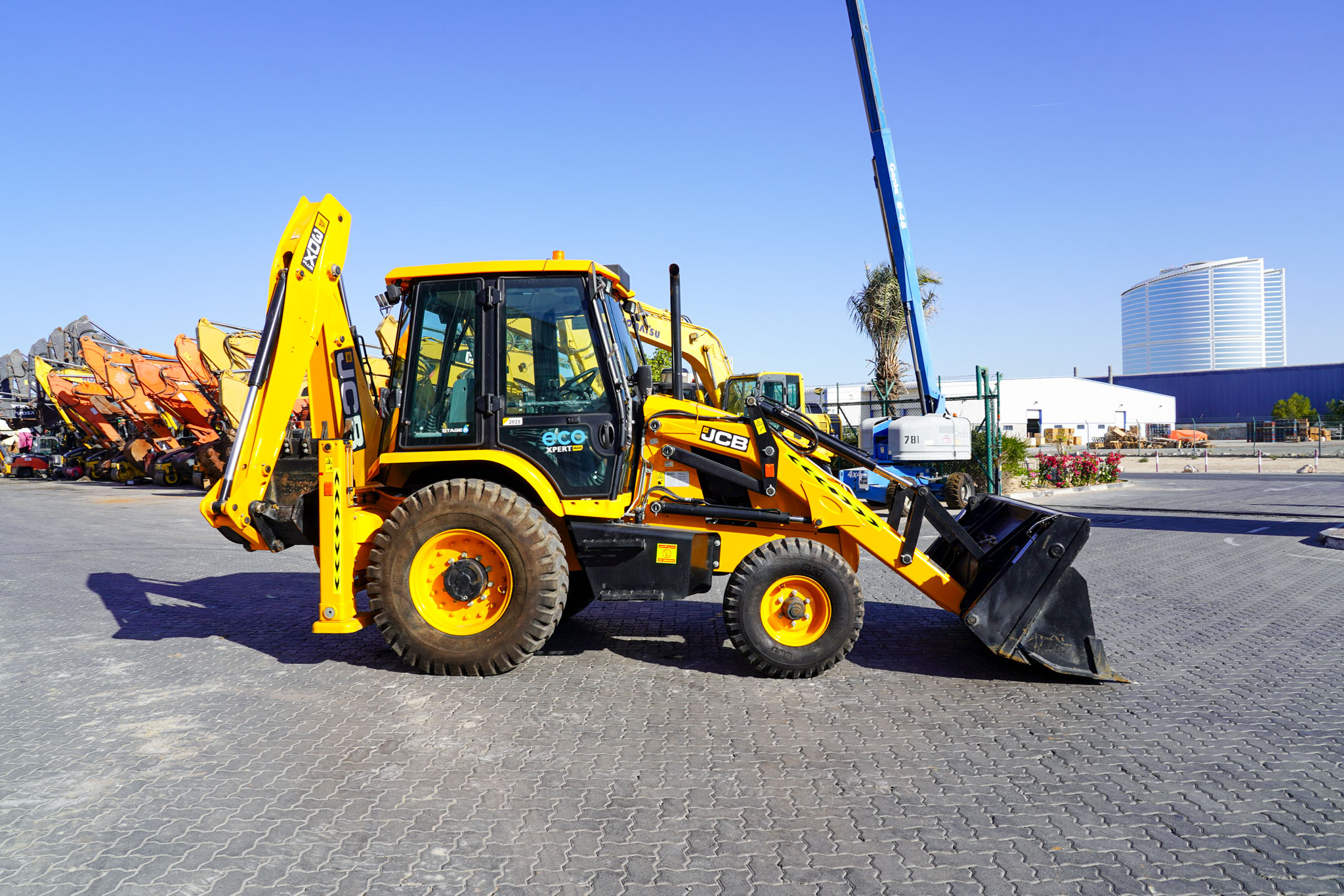 2025 JCB 3DX Plus 4X2 Backhoe Loader (Unused) - Image 5