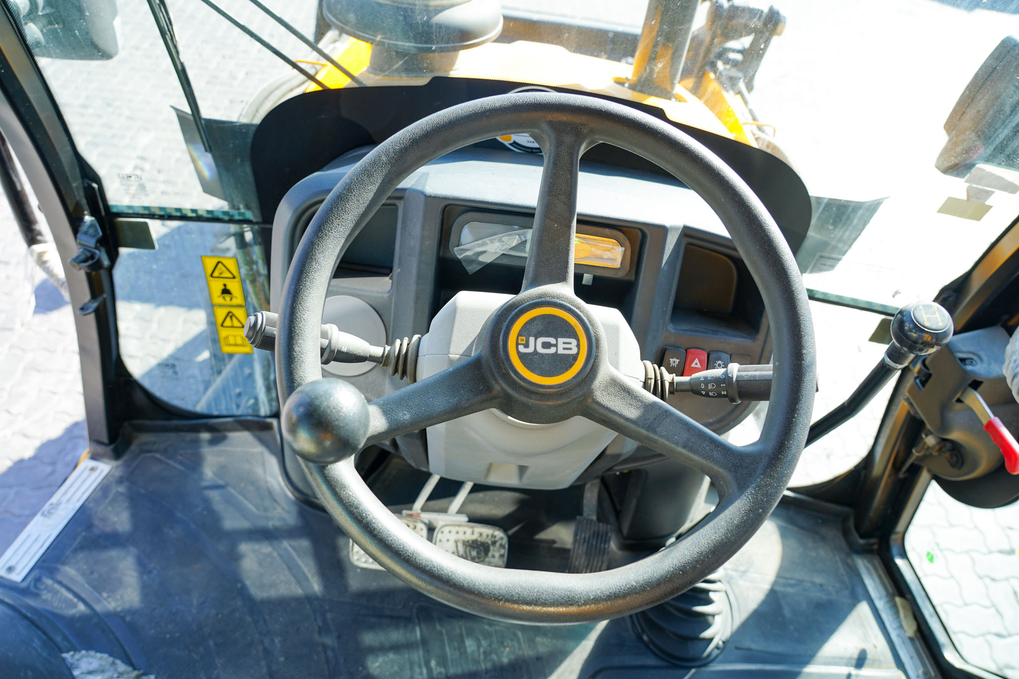 2025 JCB 3DX Plus 4X2 Backhoe Loader (Unused) - Image 29