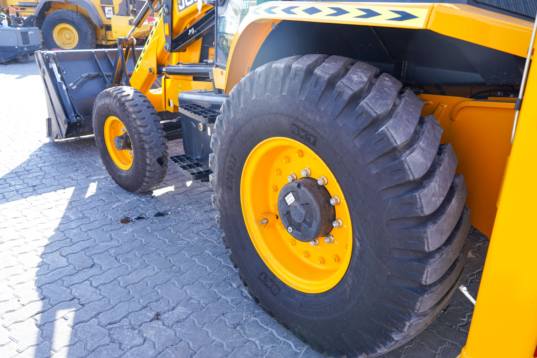 2025 JCB 3DX Plus 4X2 Backhoe Loader (Unused) - Image 21