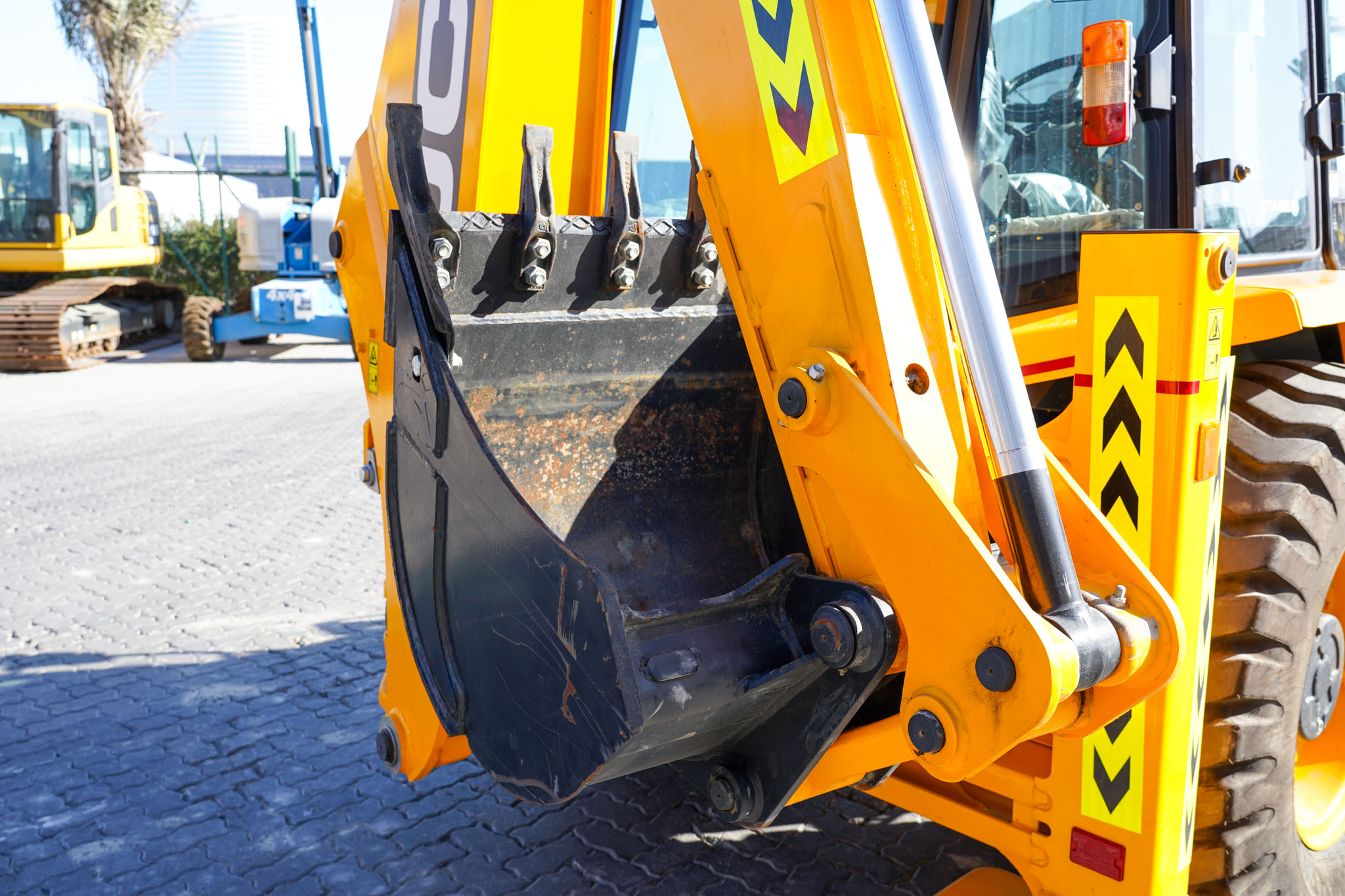 2025 JCB 3DX Plus 4X2 Backhoe Loader (Unused) - Image 14