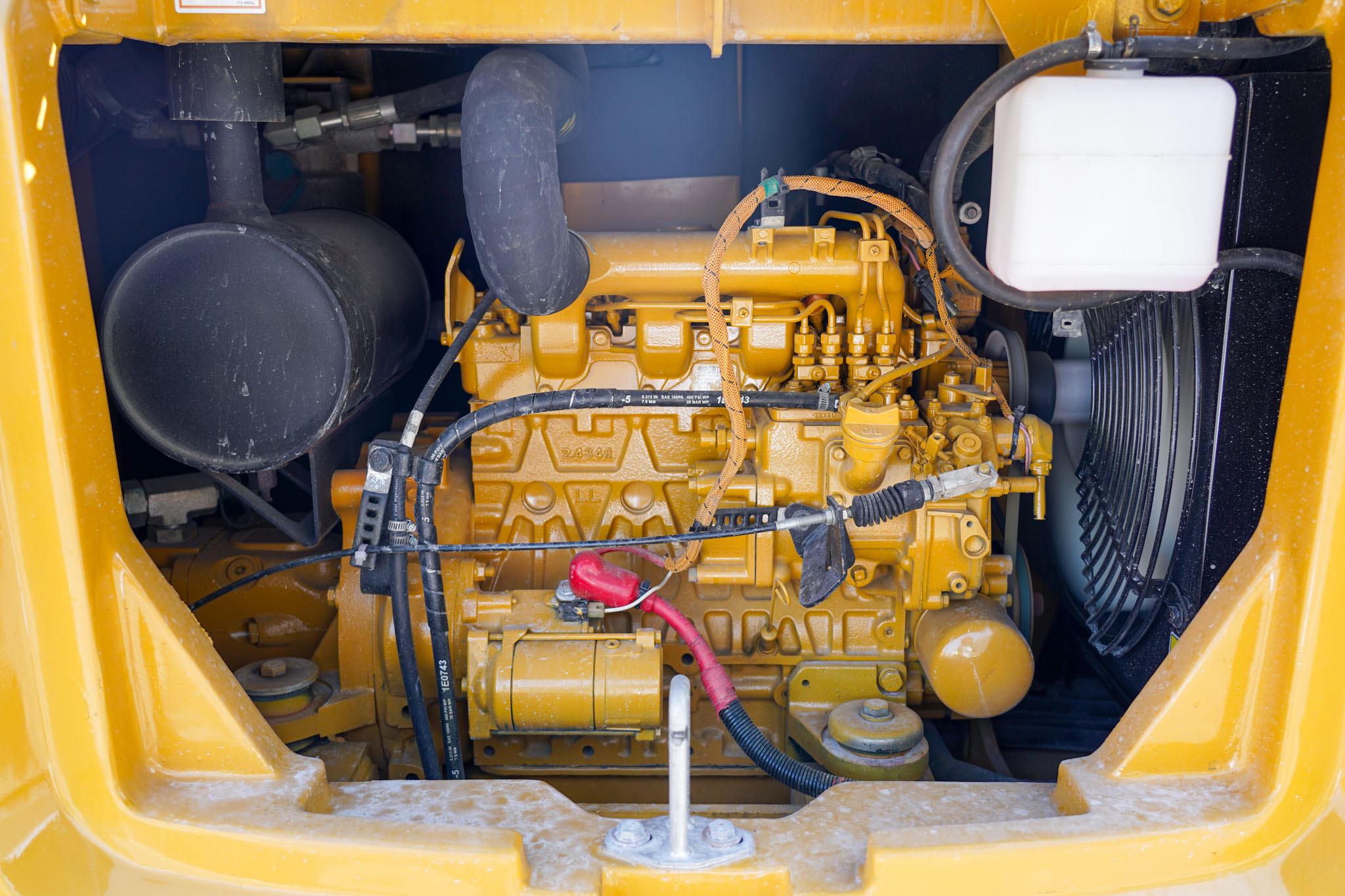 2021 CAT 305.5 E2 Mini Tracked Excavator - Image 20