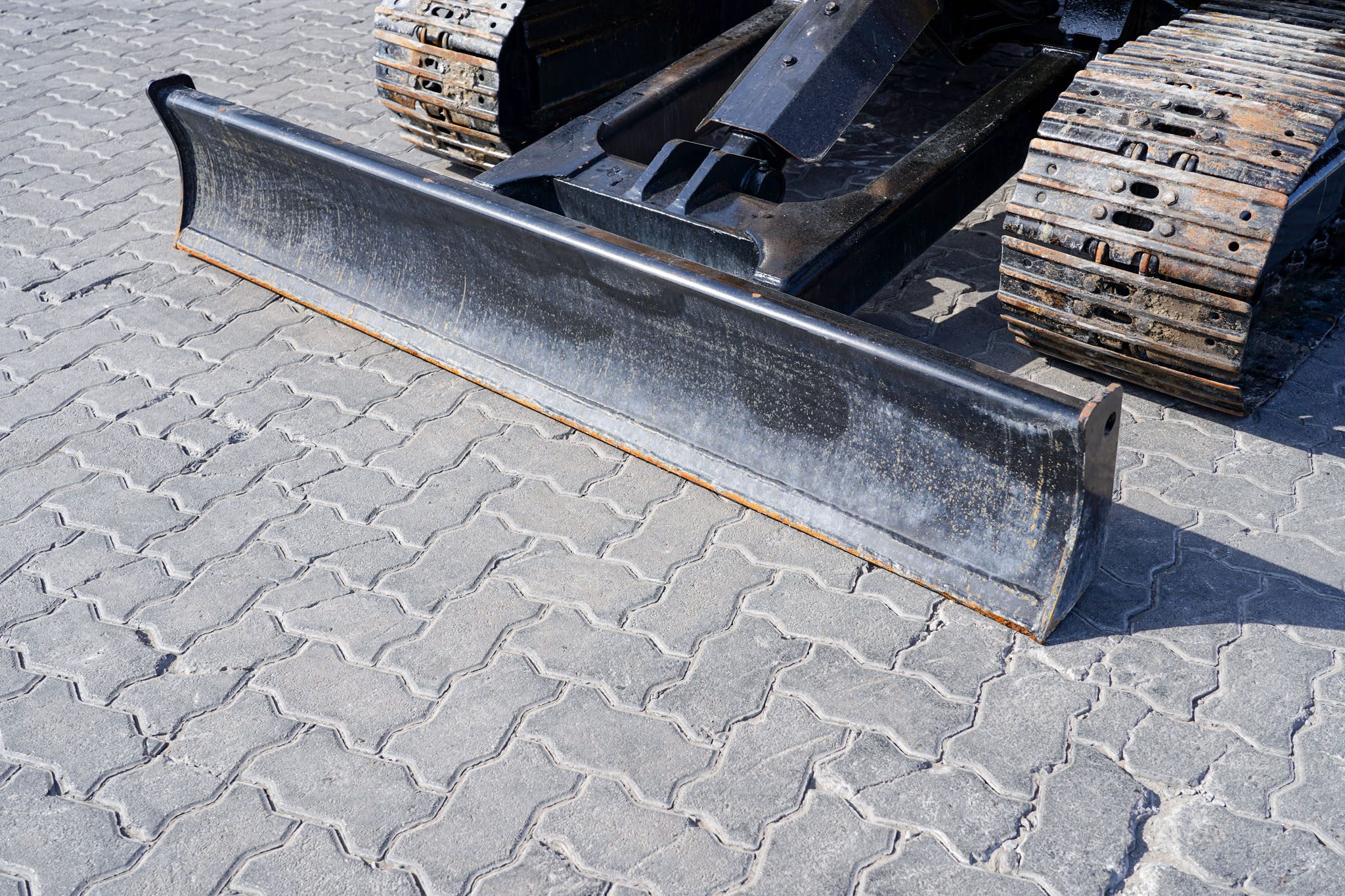 2021 CAT 305.5 E2 Mini Tracked Excavator - Image 12