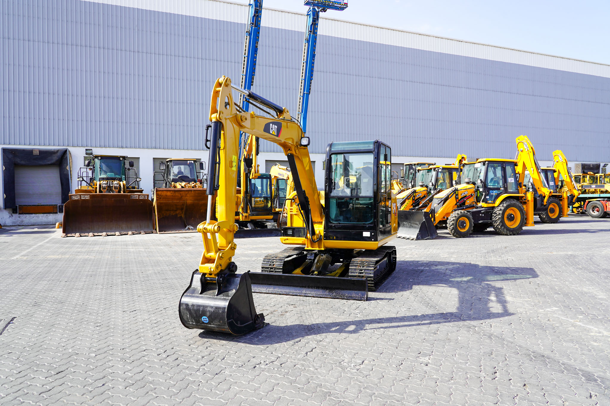 2021 CAT 305.5 E2 Mini Tracked Excavator