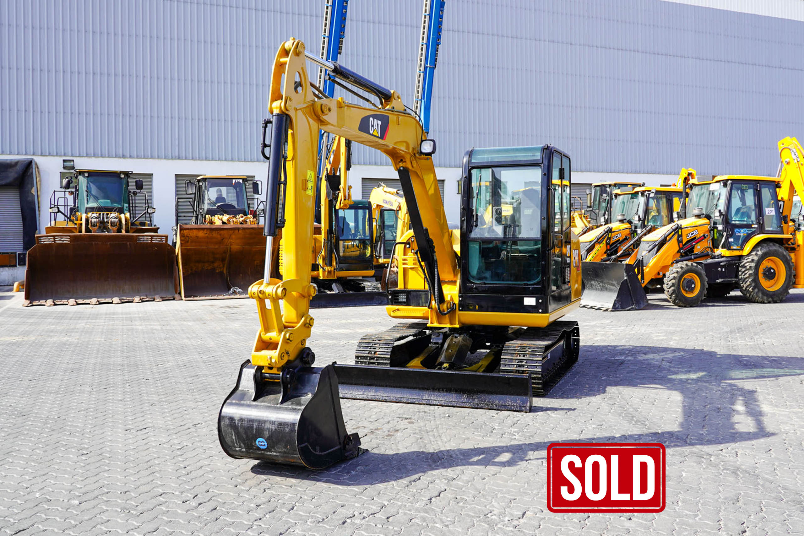 2021 CAT 305.5 E2 Mini Tracked Excavator