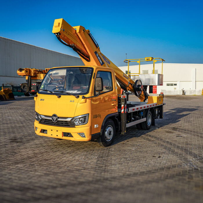 2025 XCMG GKS285 28m Aerial Platform Boom Lift on Foton 4X2 Flat Bed Truck (Unused)