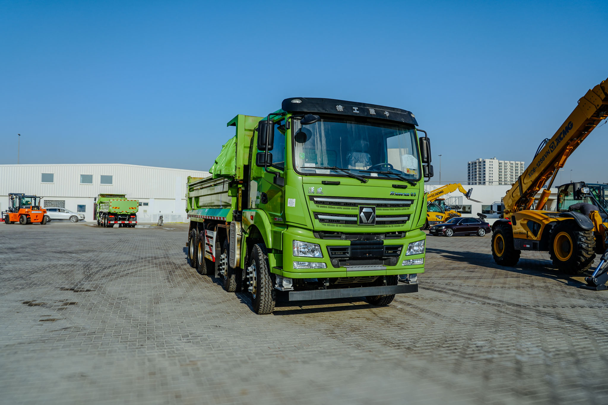 2021 XCMG HANVAN G5 XGA3310D6NEX 8x4 Twin-Steer Sleeper Dump Truck (Unused) - Image 4