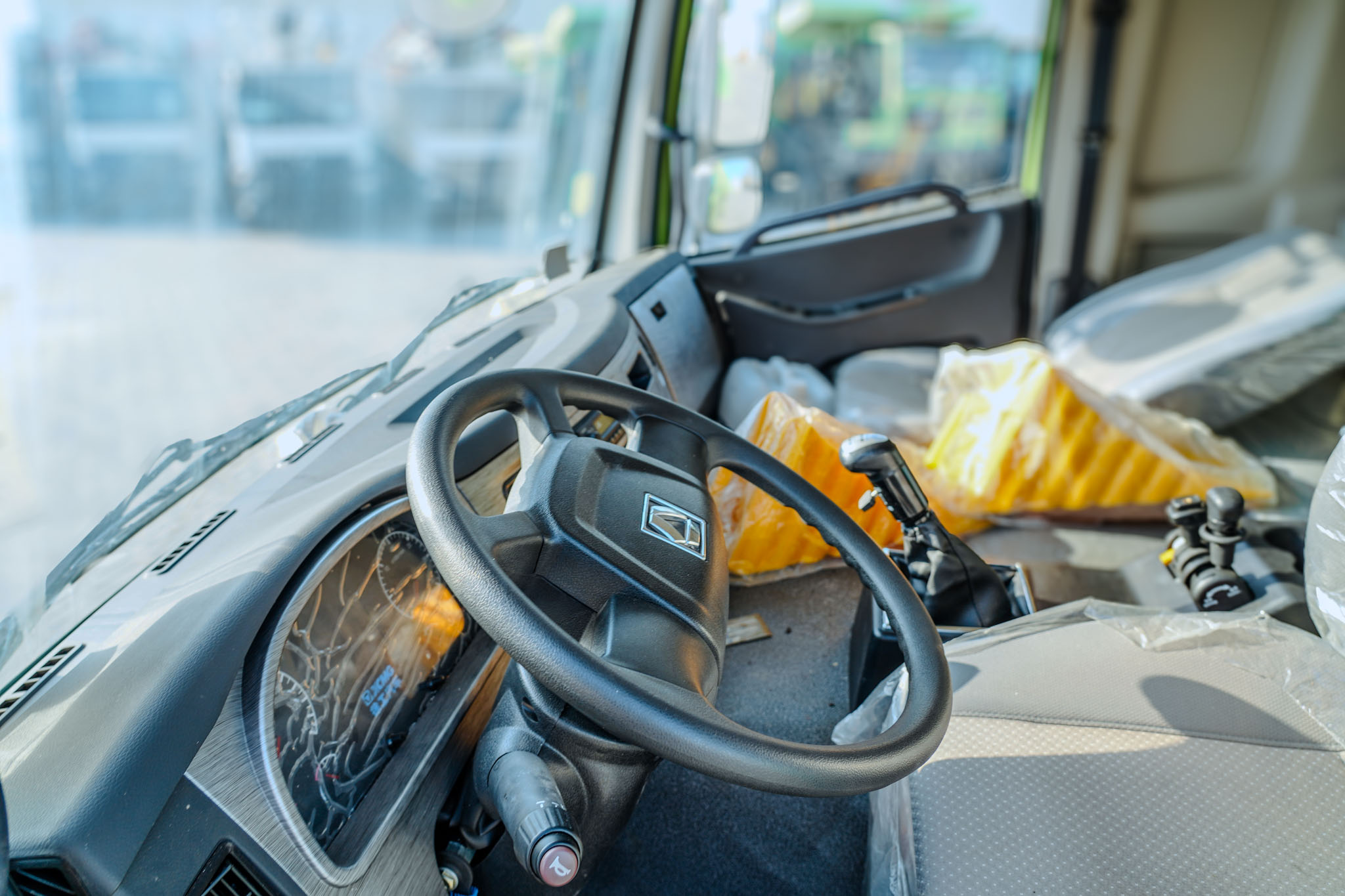 2021 XCMG HANVAN G5 XGA3310D6NEX 8x4 Twin-Steer Sleeper Dump Truck (Unused) - Image 6