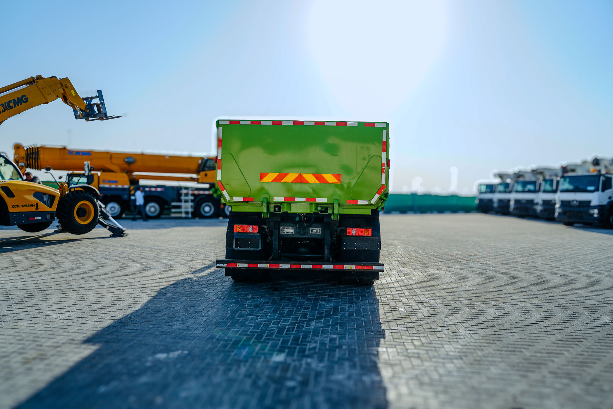 2021 XCMG HANVAN G5 XGA3310D6NEX 8x4 Twin-Steer Sleeper Dump Truck (Unused) - Image 2