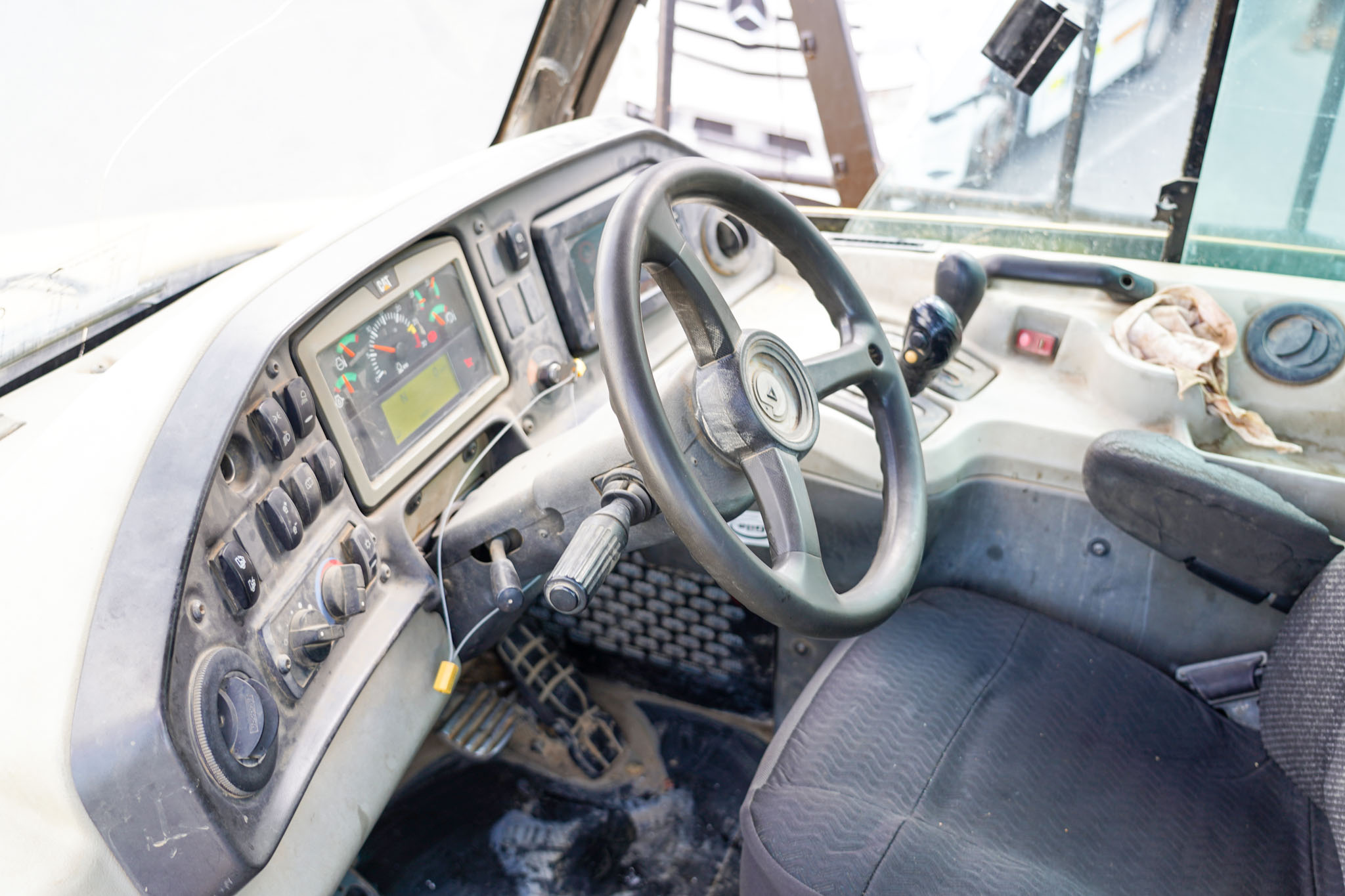 2015 CAT 745C Articulated Dump Truck - Image 36