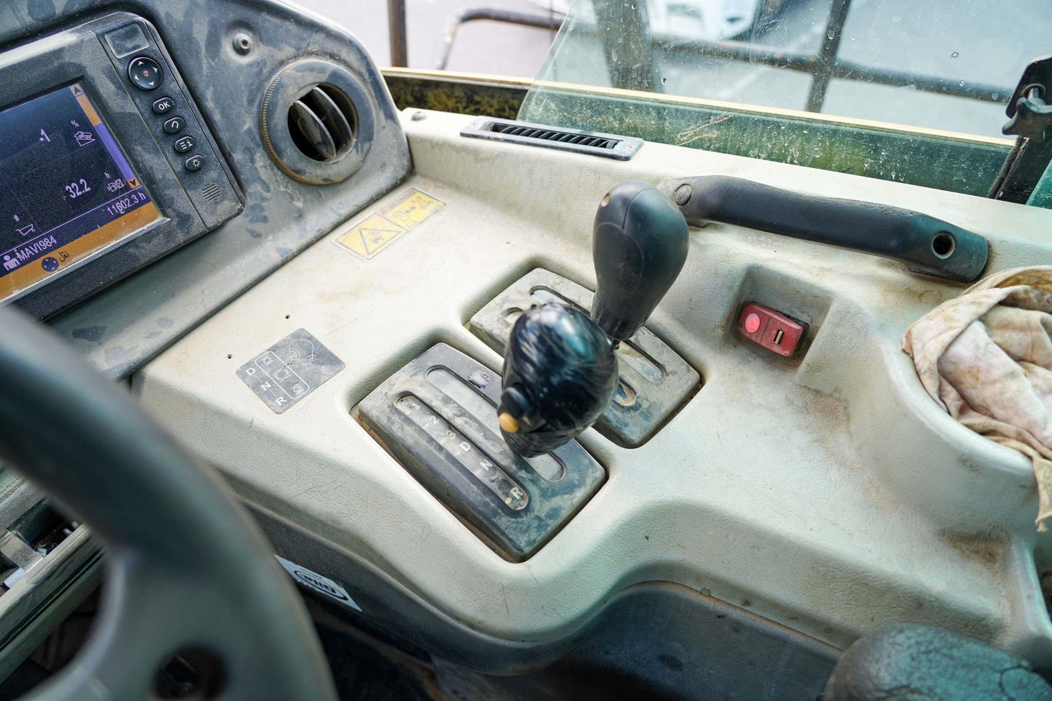 2015 CAT 745C Articulated Dump Truck - Image 37