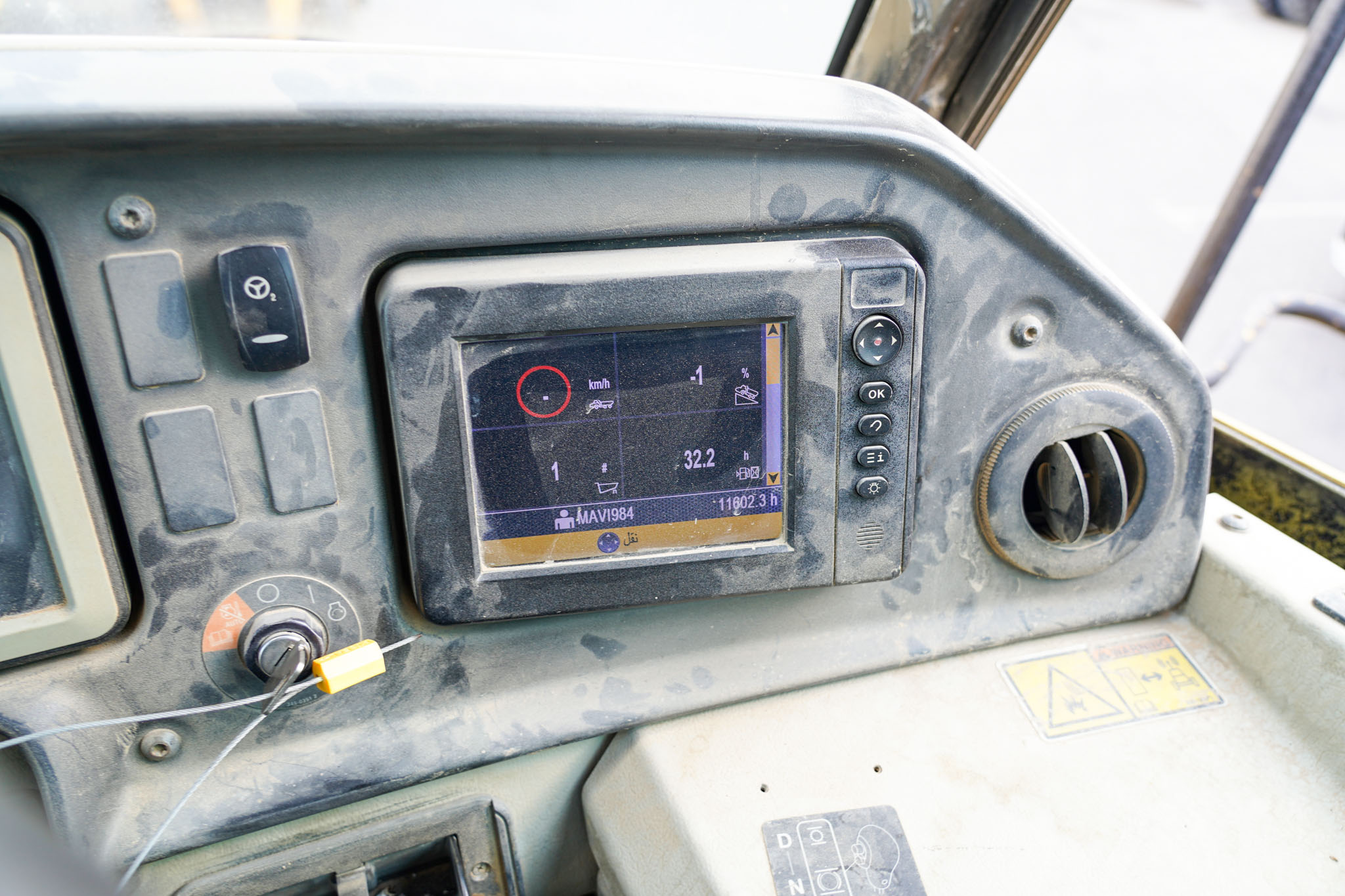 2015 CAT 745C Articulated Dump Truck - Image 38