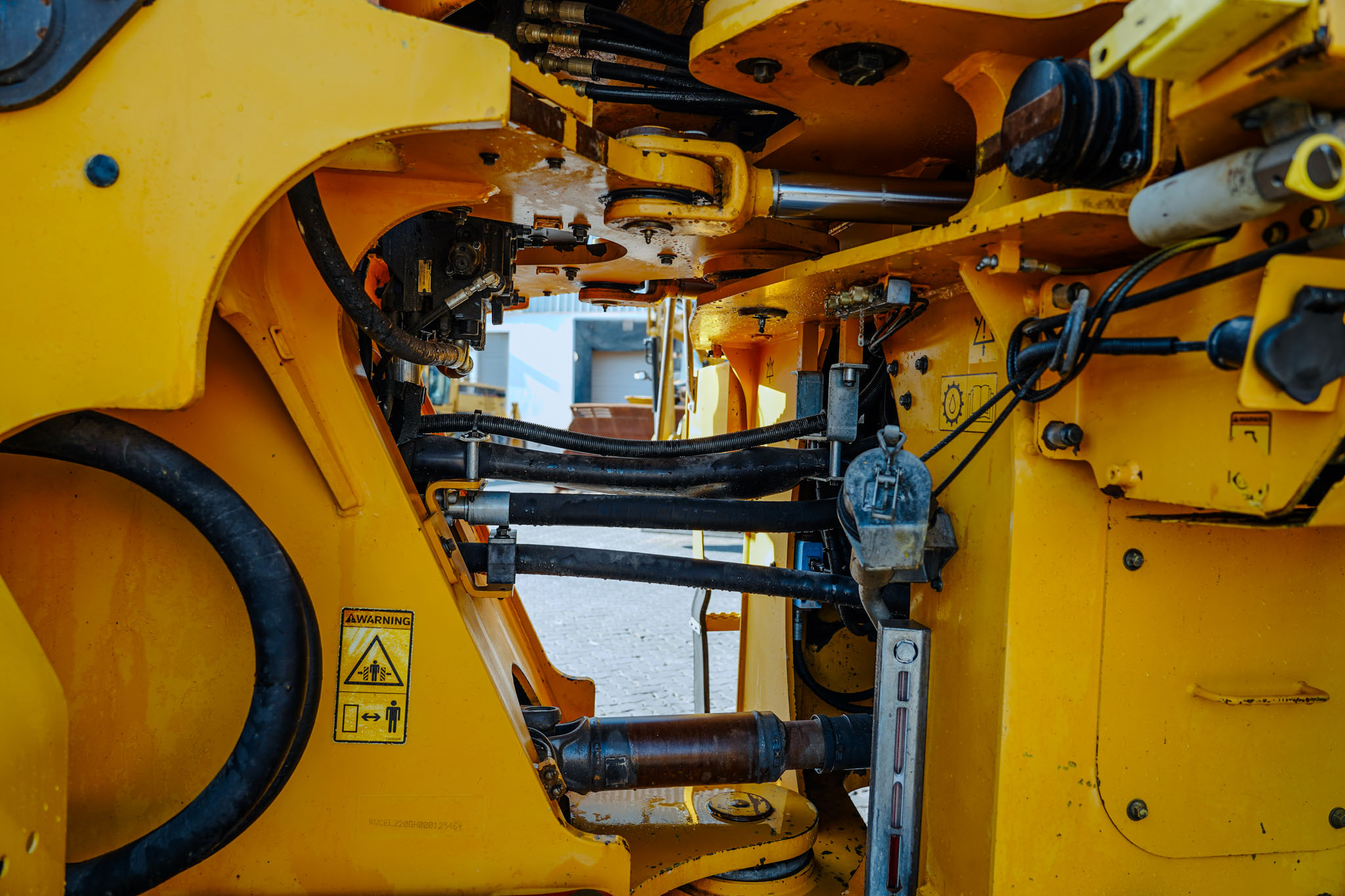 2012 VOLVO L220G Wheel Loader - Image 17