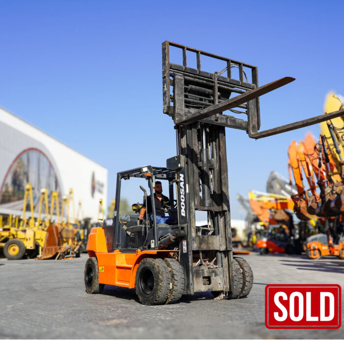 2016 DOOSAN D70S-7 7 ton Diesel Forklift
