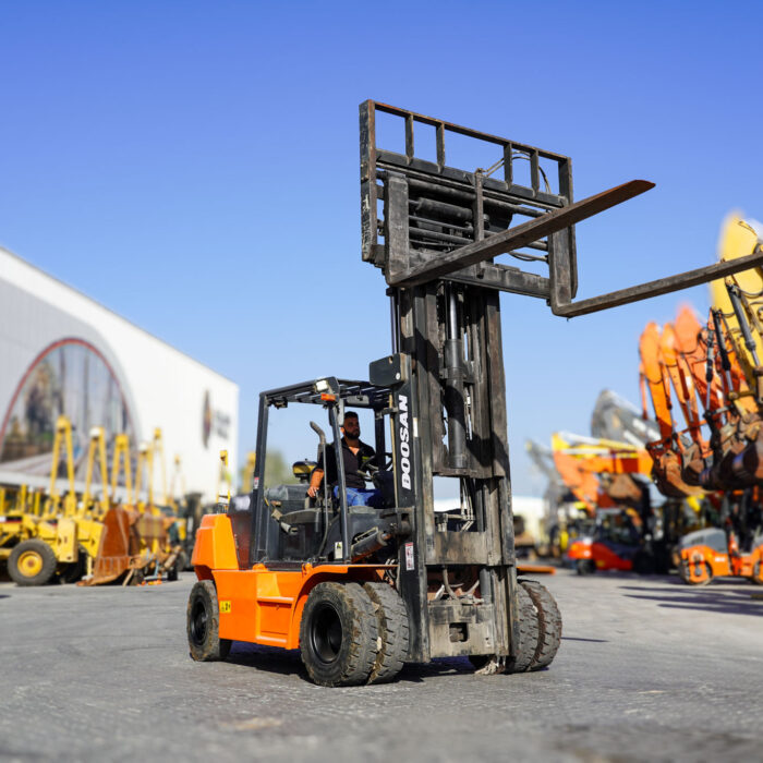 2016 DOOSAN D70S-7 7 ton Diesel Forklift