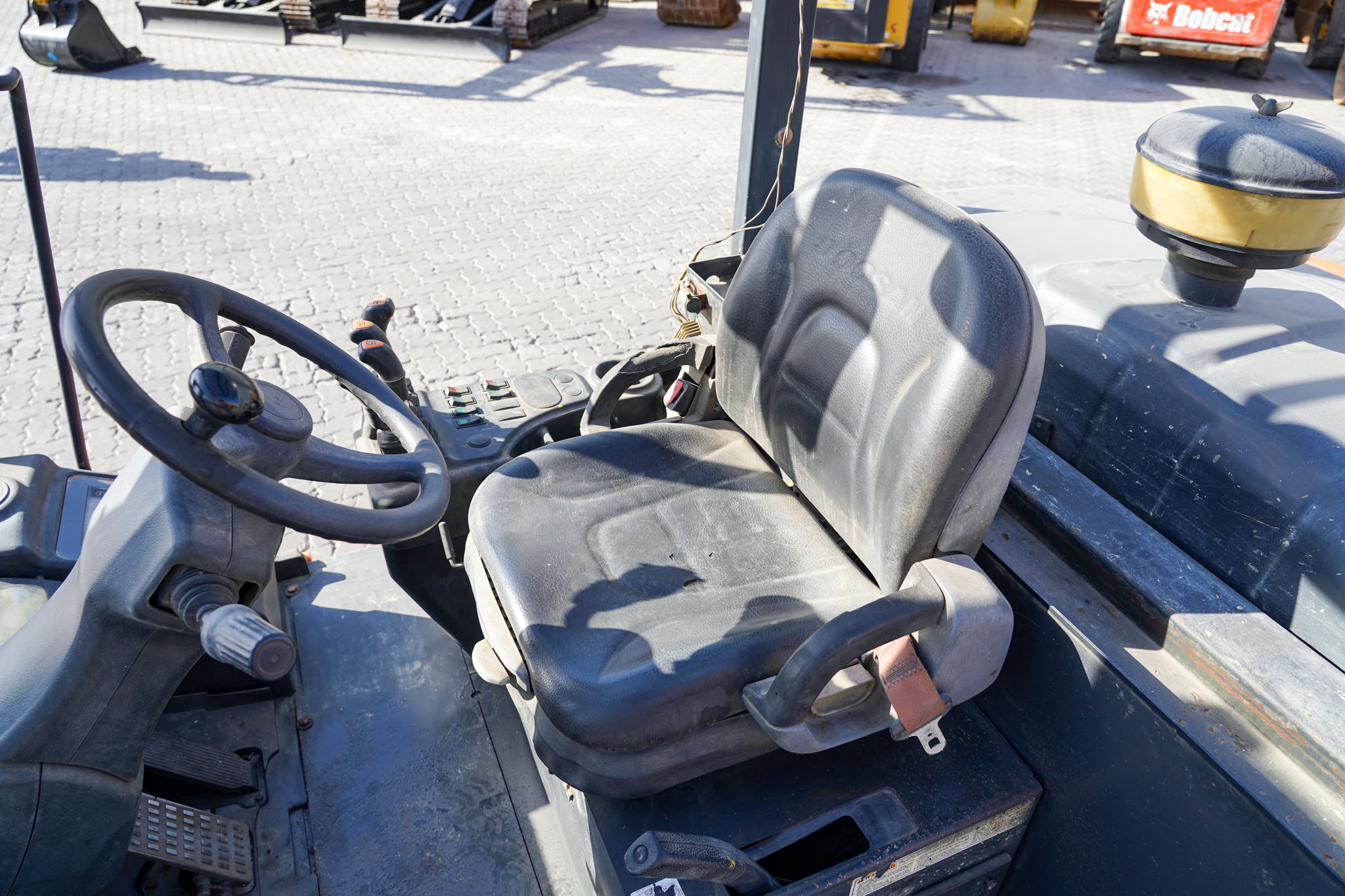 2016 DOOSAN D70S-7 7 ton Diesel Forklift - Image 21