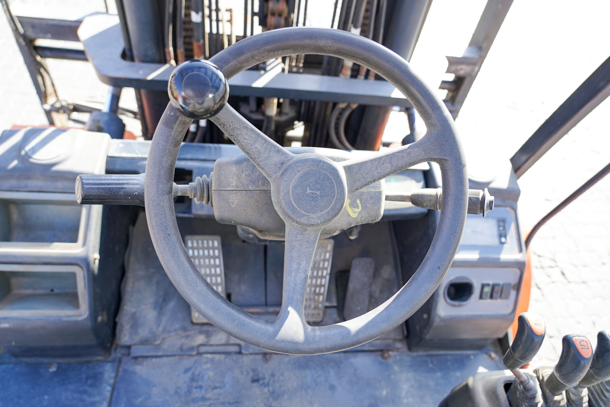 2016 DOOSAN D70S-7 7 ton Diesel Forklift - Image 22