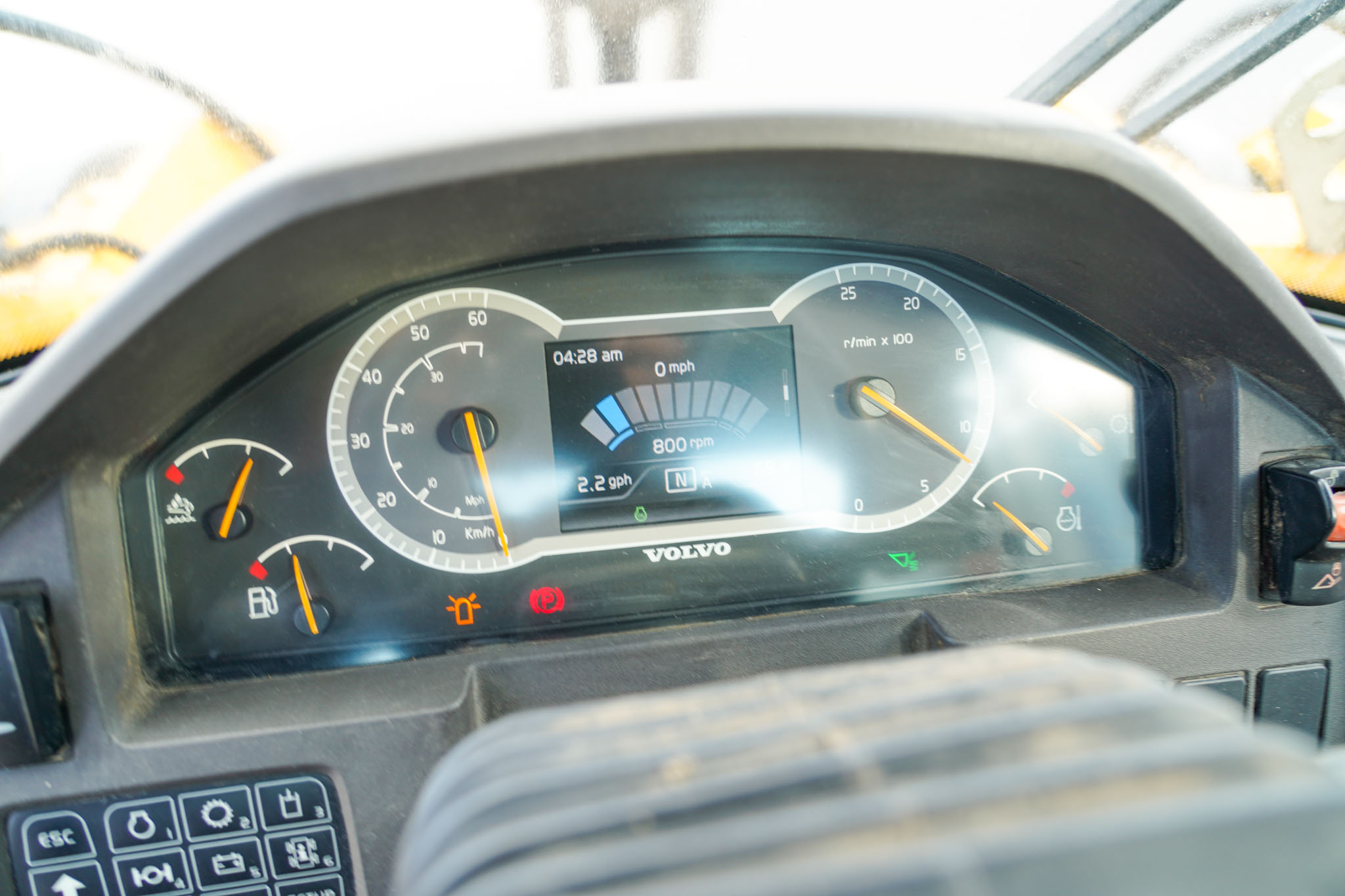 2016 VOLVO L90H WHEEL LOADER - Image 26