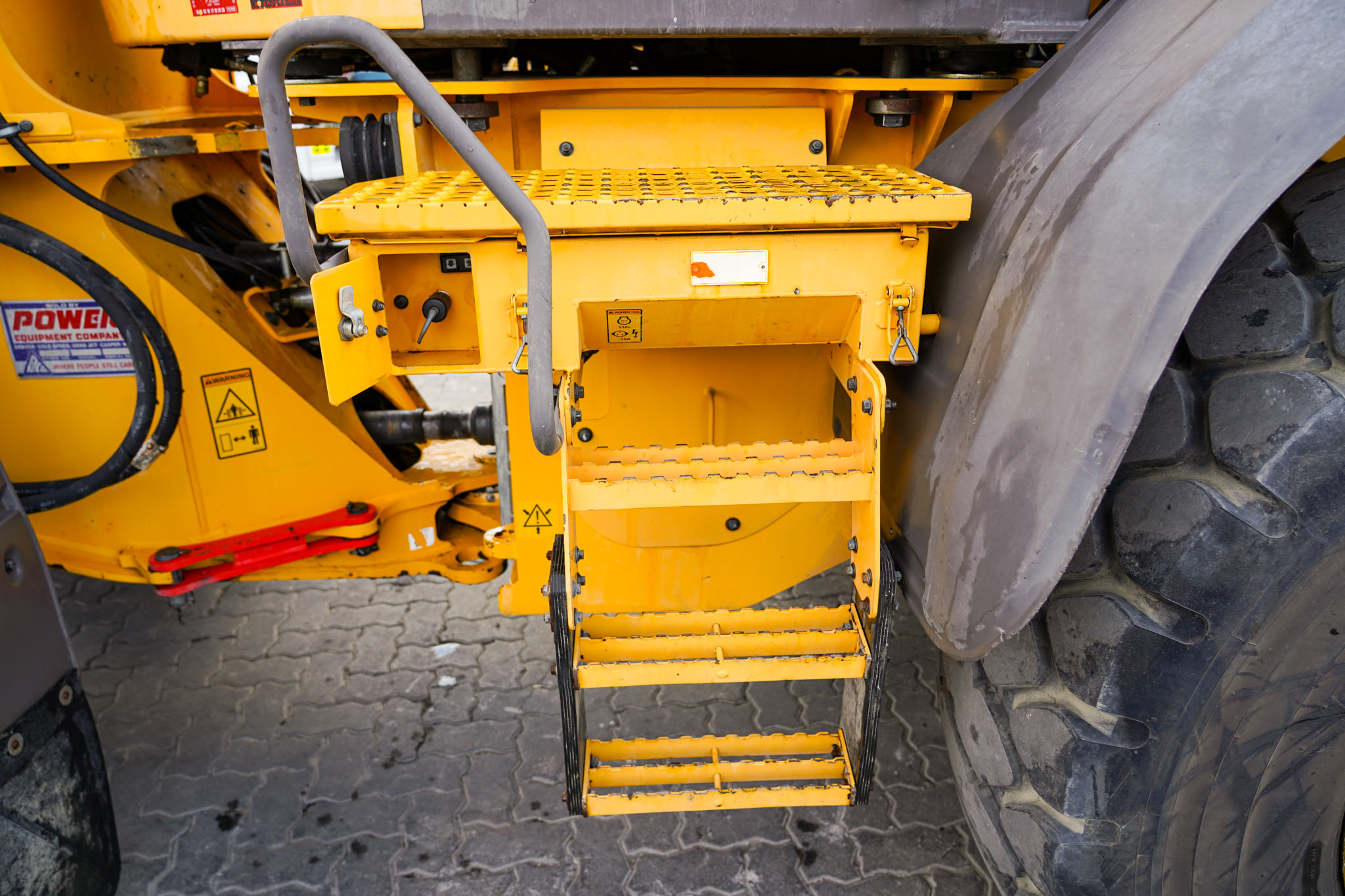 2012 VOLVO L90G Wheel Loader - Image 16