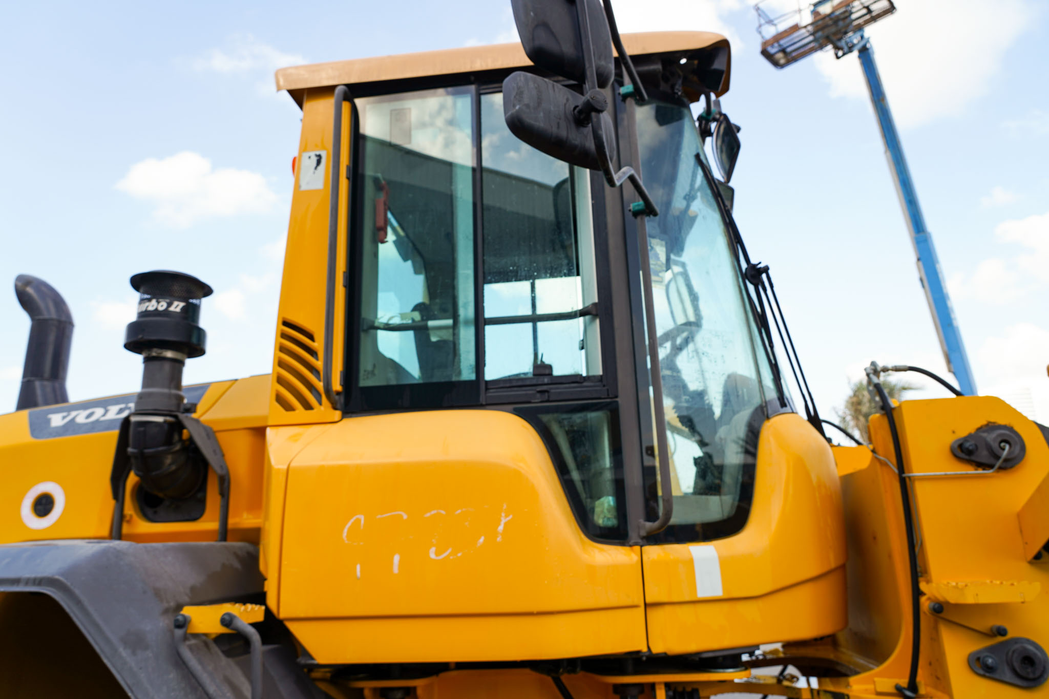 2012 VOLVO L90G Wheel Loader - Image 20