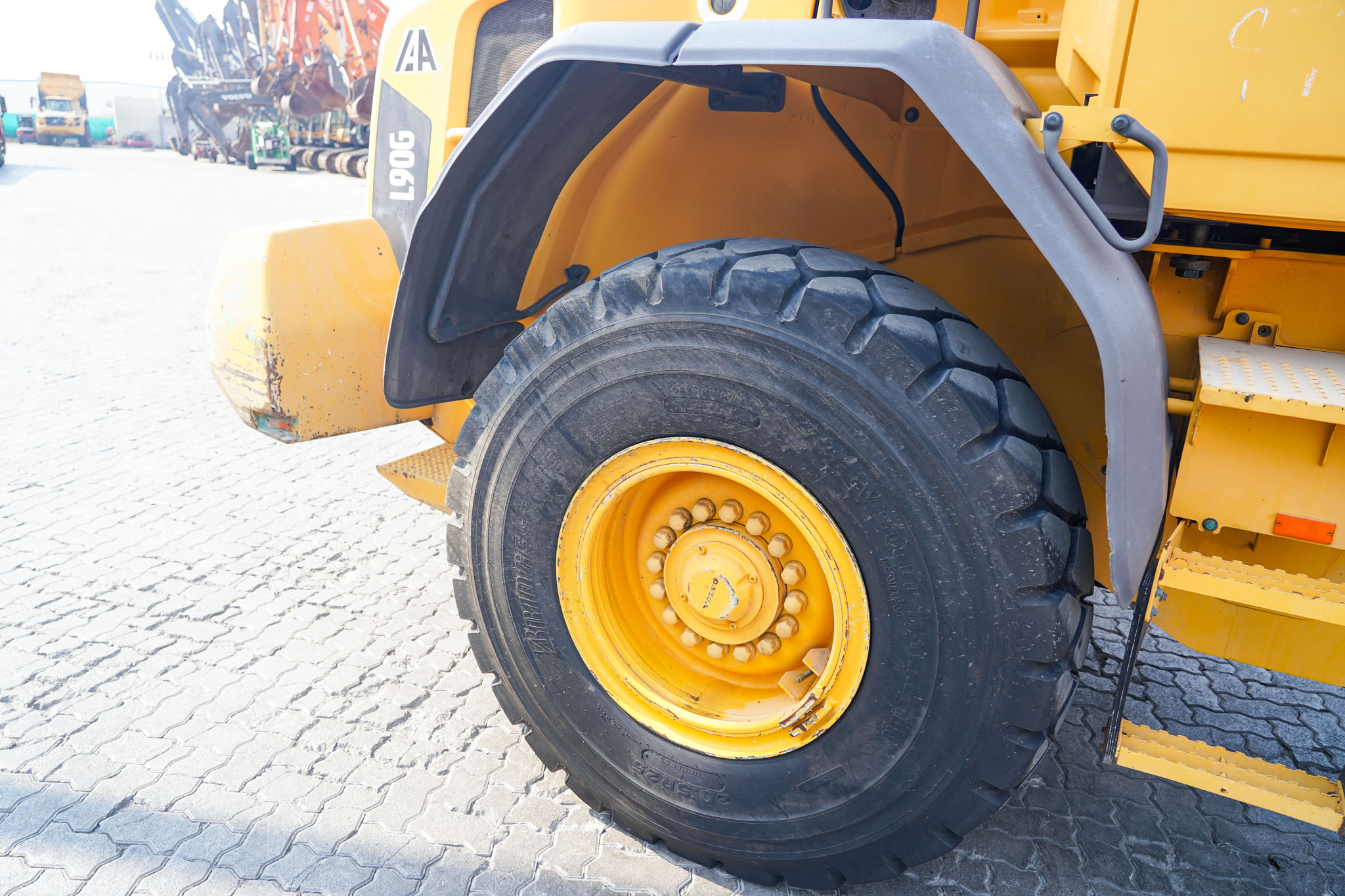 2012 VOLVO L90G Wheel Loader - Image 30