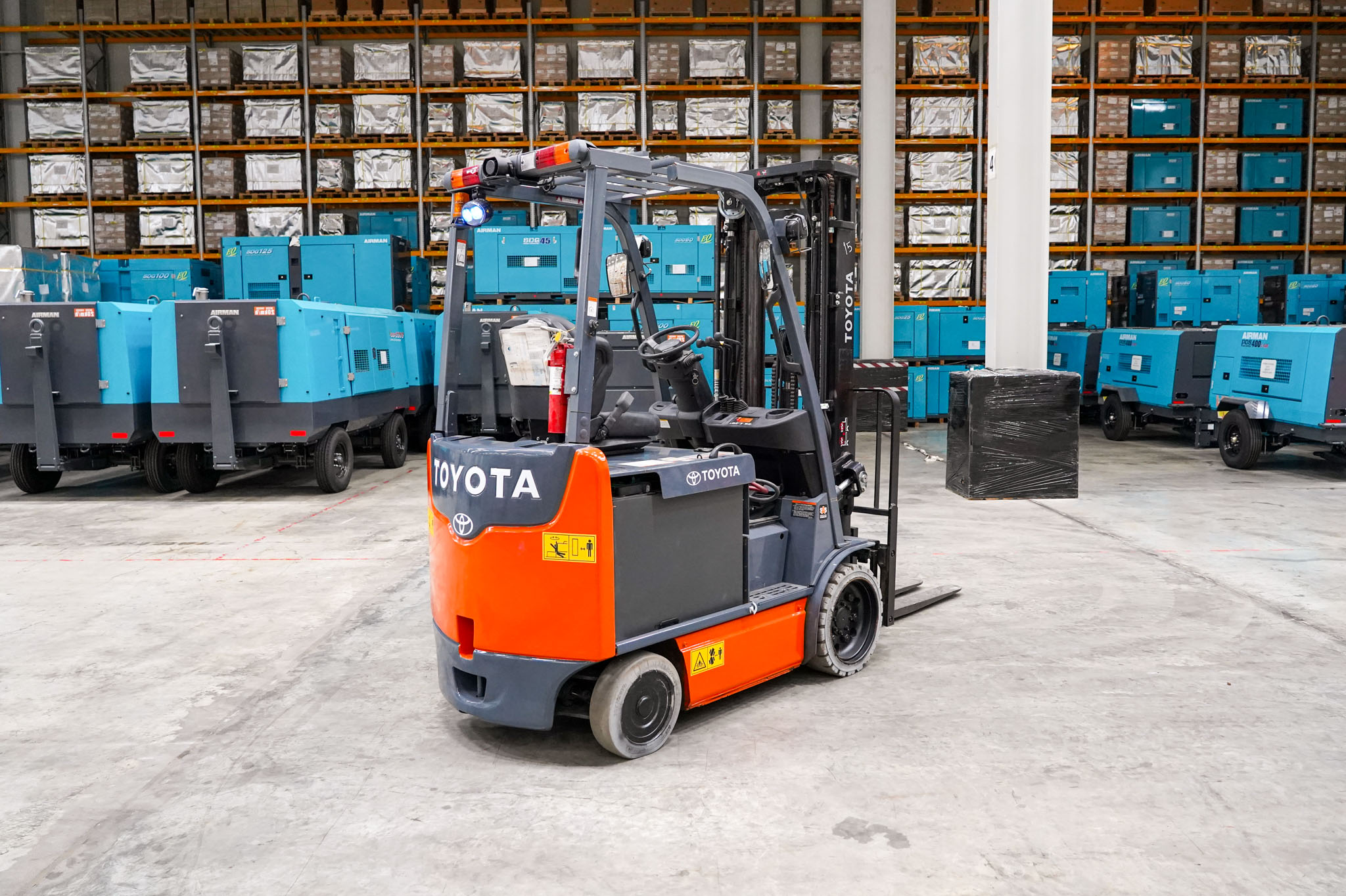 2018 Toyota 8FBCU25 2.5 Ton Electric Forklift - Image 5