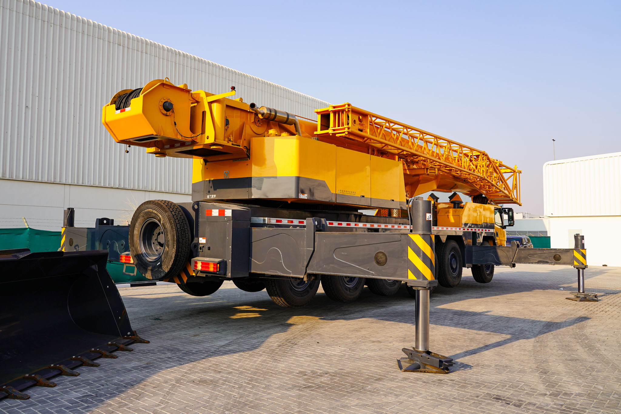 2020 XCMG QAY160 160 ton 12x6x10 All Terrain Crane - Image 3