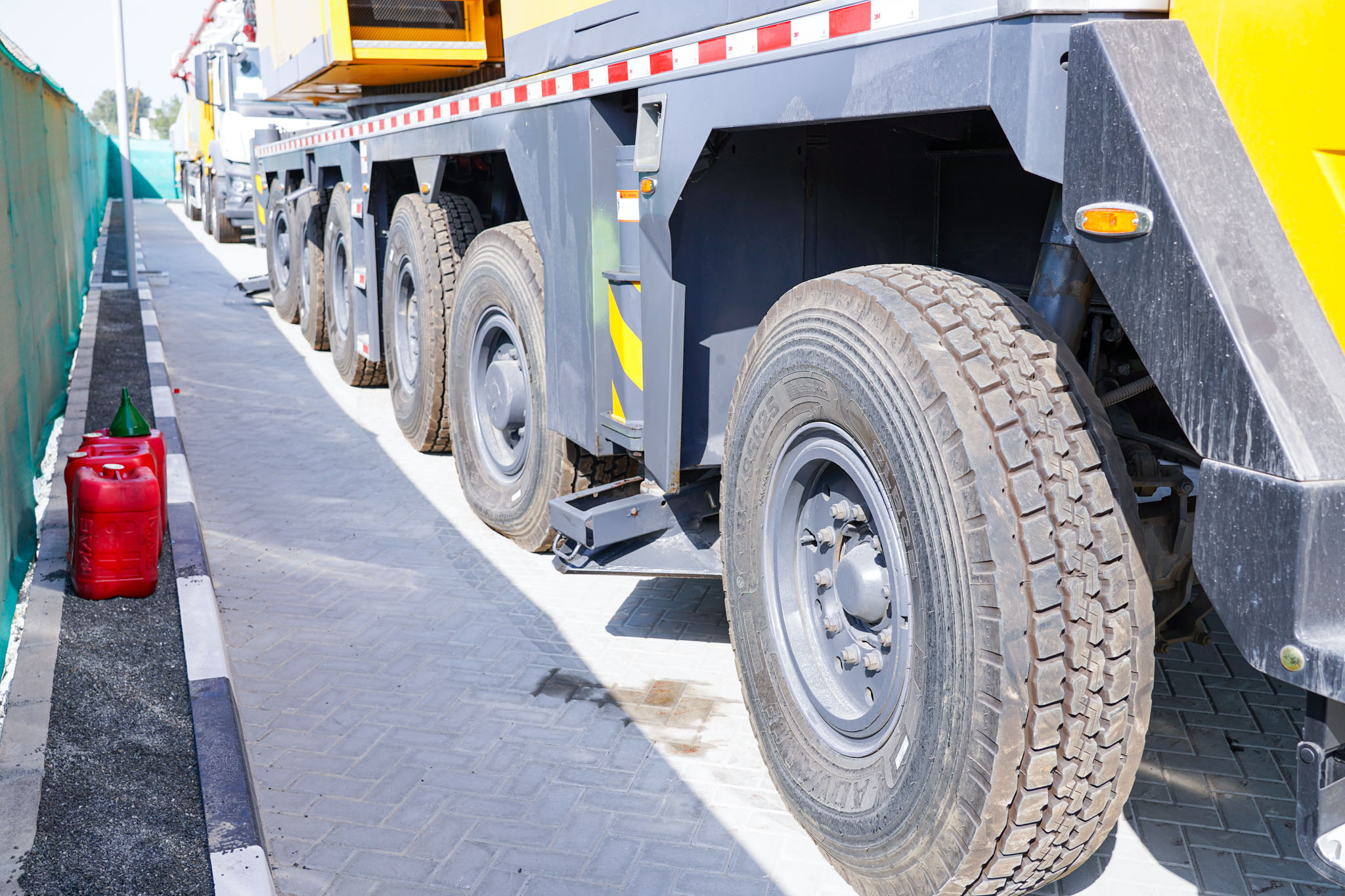 2020 XCMG QAY160 160 ton 12x6x10 All Terrain Crane - Image 11