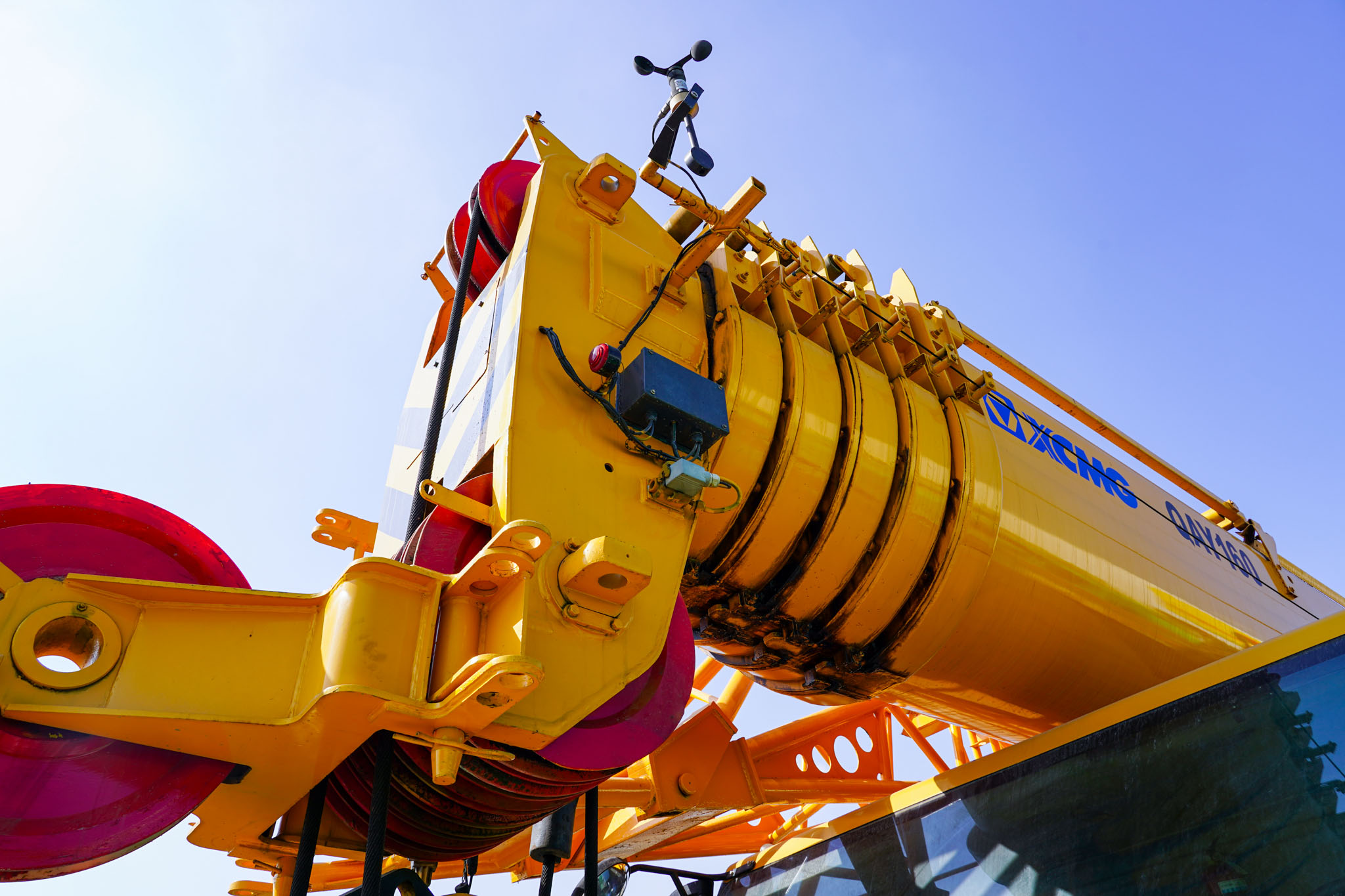 2020 XCMG QAY160 160 ton 12x6x10 All Terrain Crane - Image 10