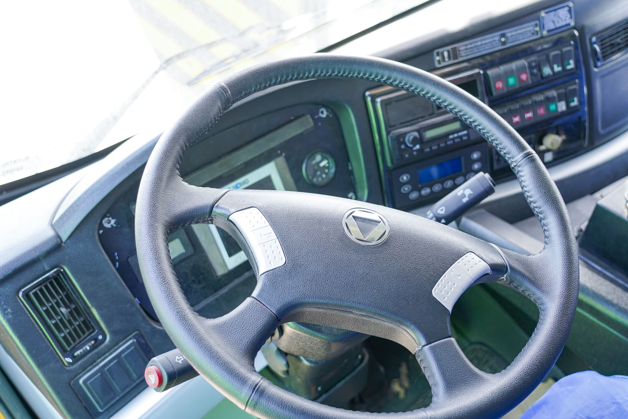 2020 XCMG QAY160 160 ton 12x6x10 All Terrain Crane - Image 29