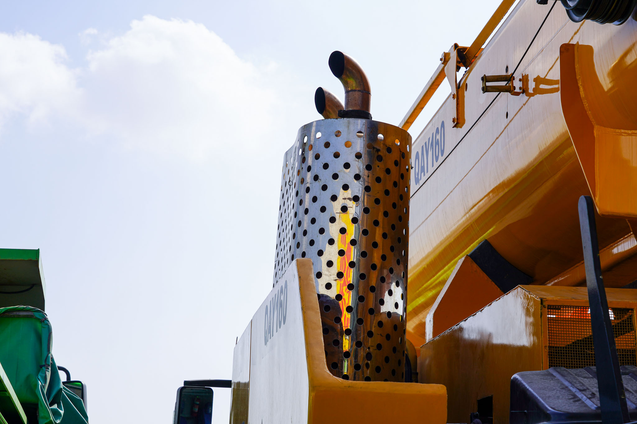 2020 XCMG QAY160 160 ton 12x6x10 All Terrain Crane - Image 23