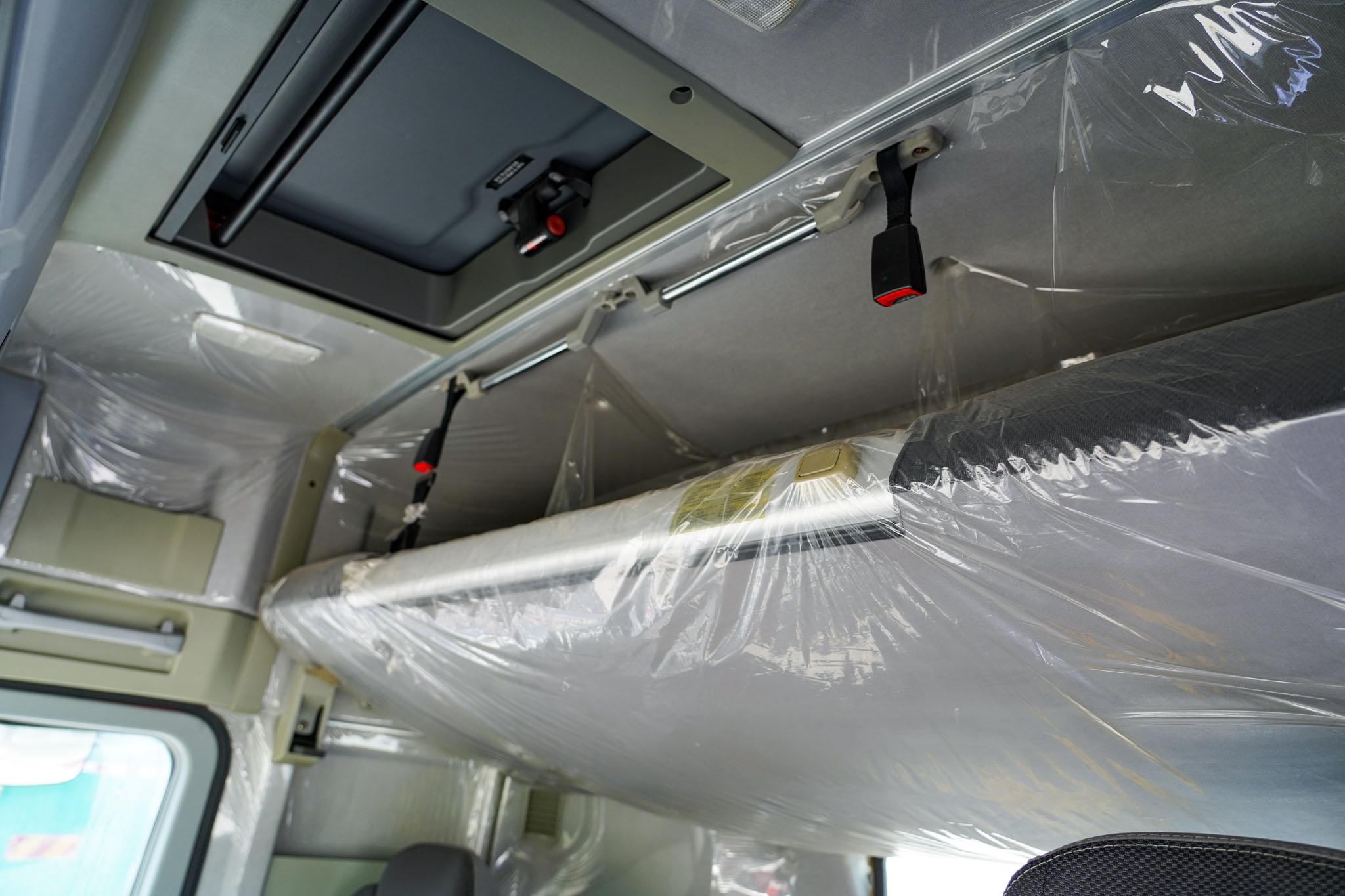 2021 XCMG Hanvan NXG4250D5WB 6x2 Twin Steer Sleeper Truck Head (Unused) - Image 27