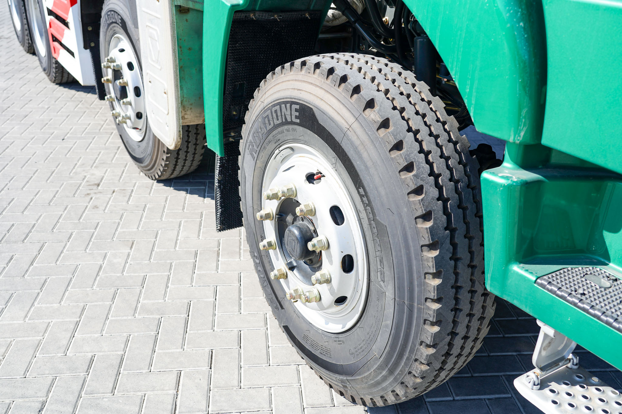 2023 XCMG Hanvan XGA3310D6NEX 8x4 Twin-Steer Sleeper Tipper Truck (Unused) - Image 14